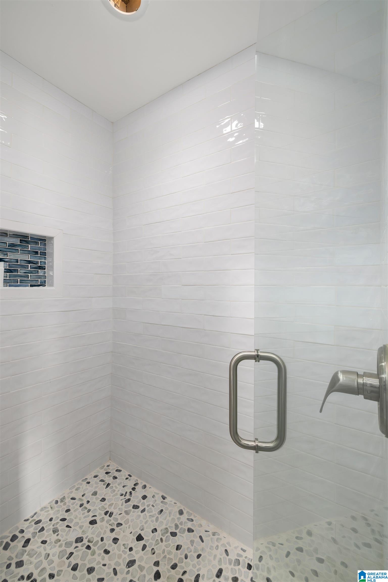 2213 HIDDEN RIDGE CIRCLE