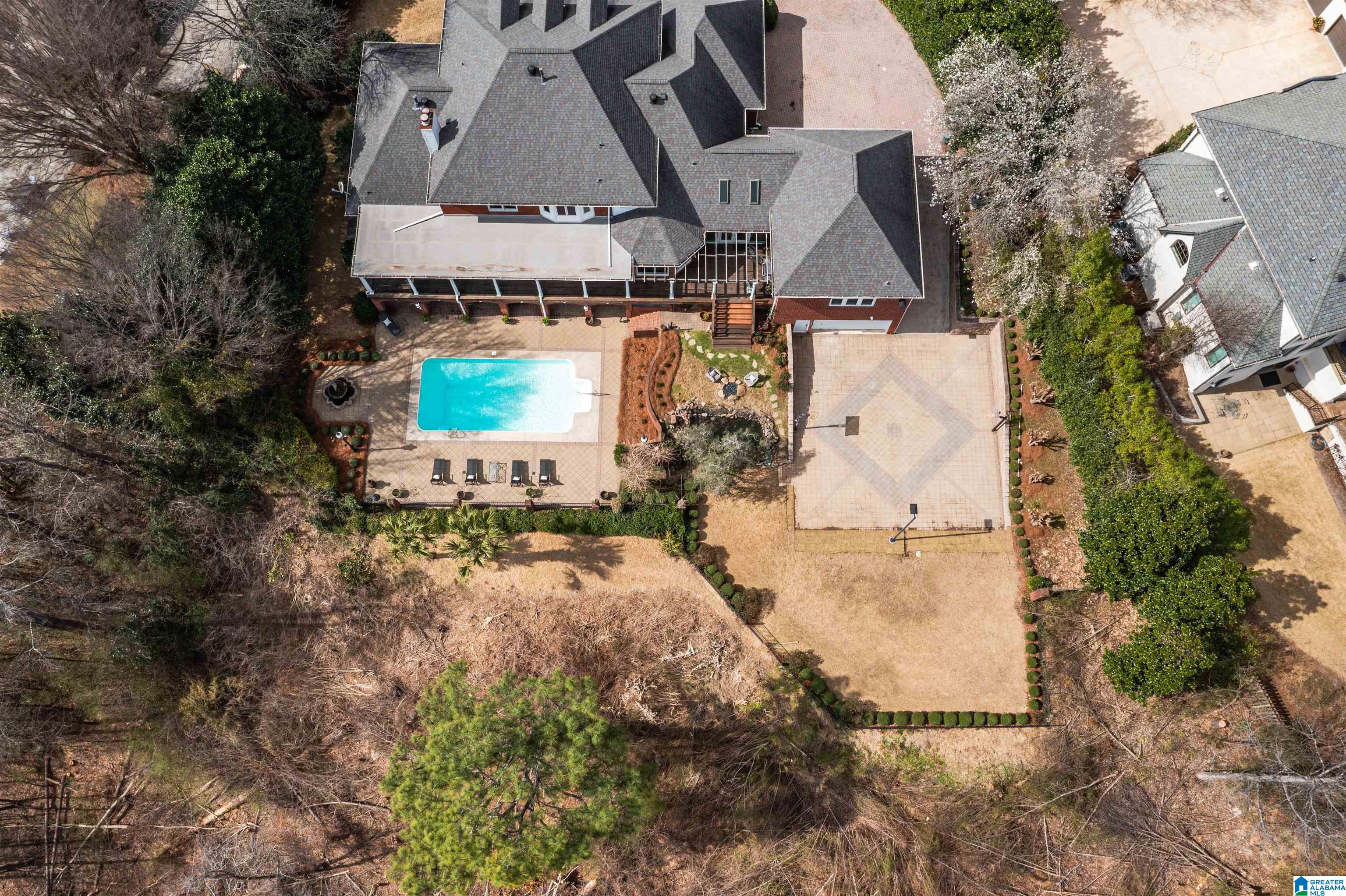 2213 HIDDEN RIDGE CIRCLE