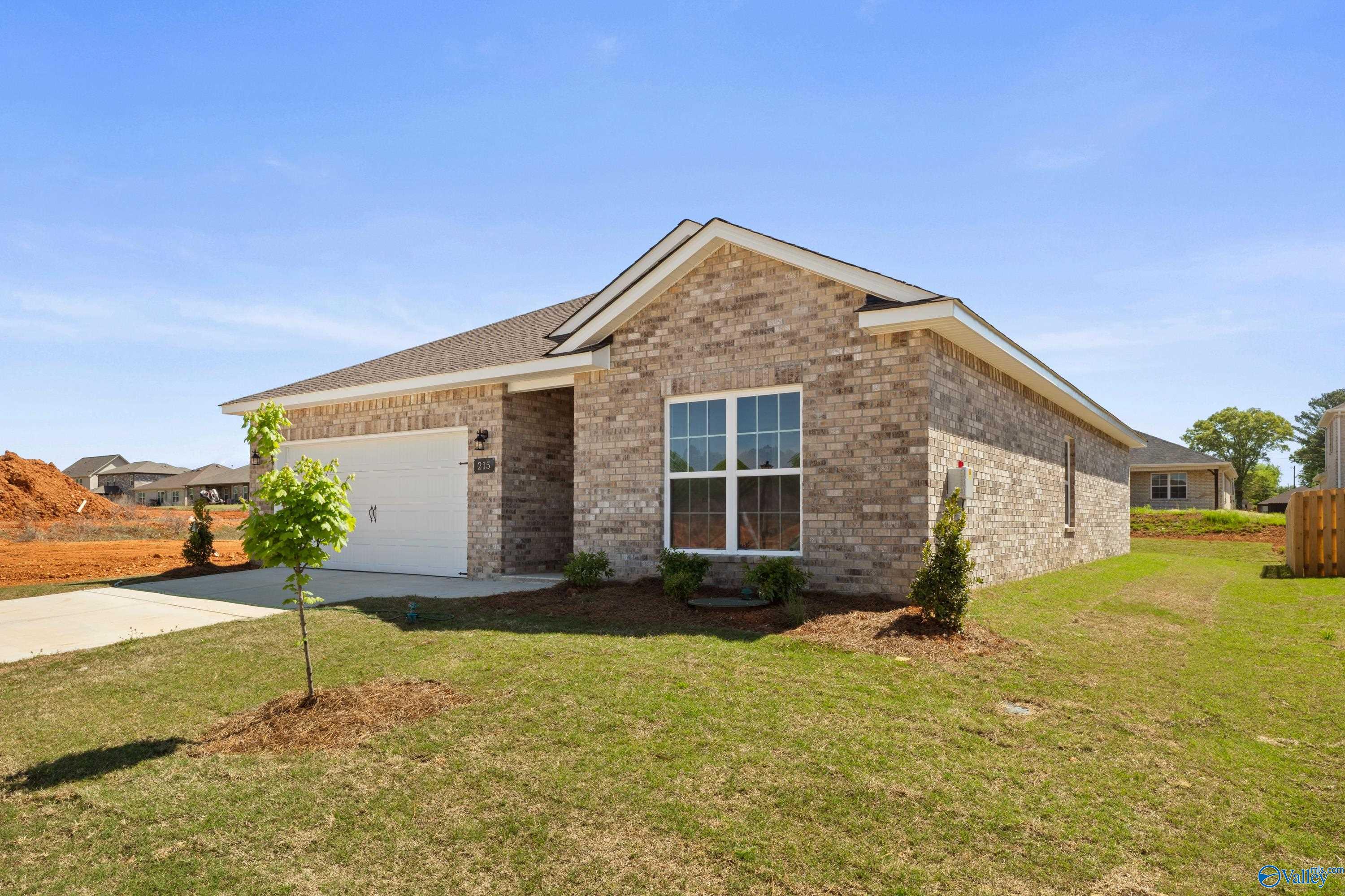 215 Pine Island
