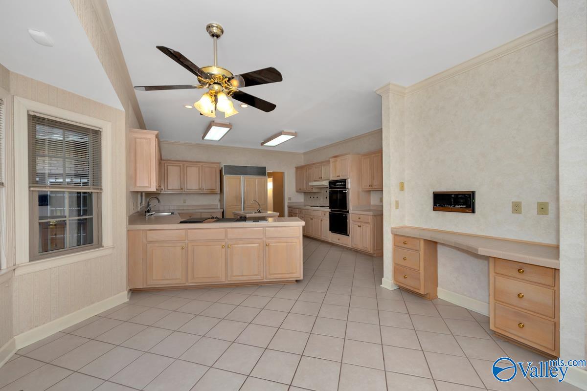 121 Matt Phillips Road NW