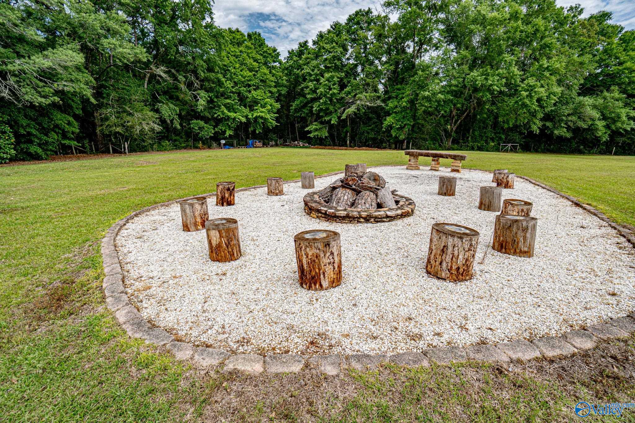 262 County Road 664, Coffee Springs