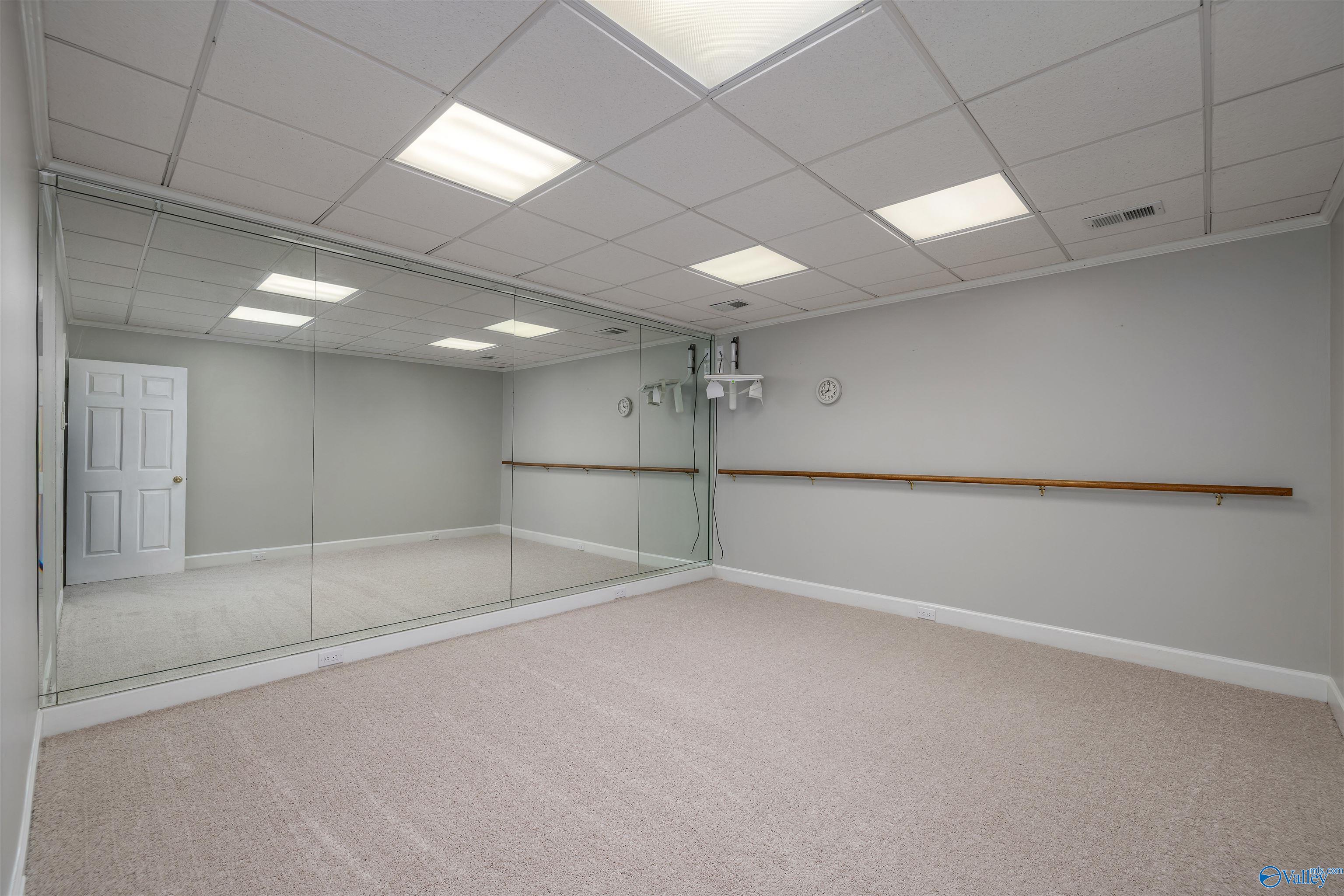 2213 Hidden Ridge Circle