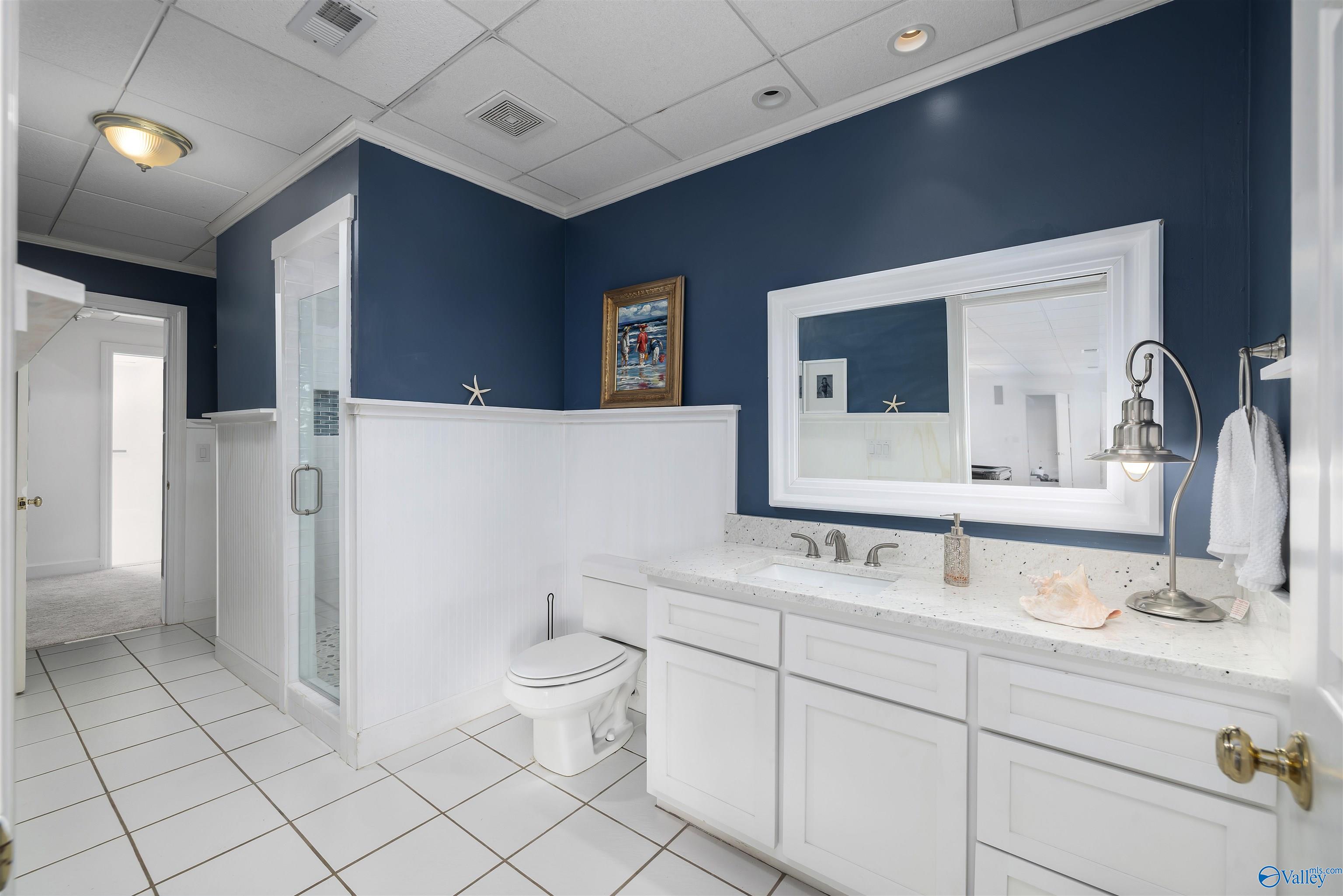 2213 Hidden Ridge Circle