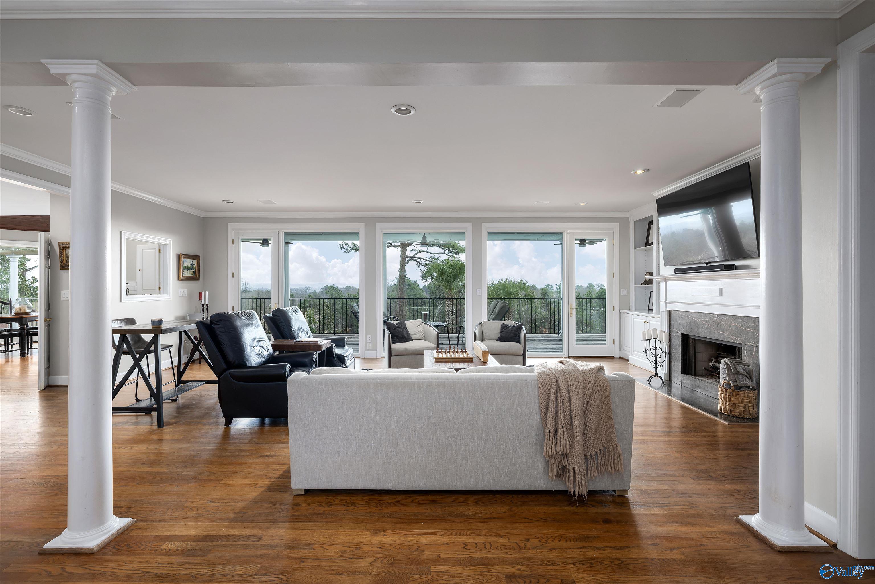 2213 Hidden Ridge Circle