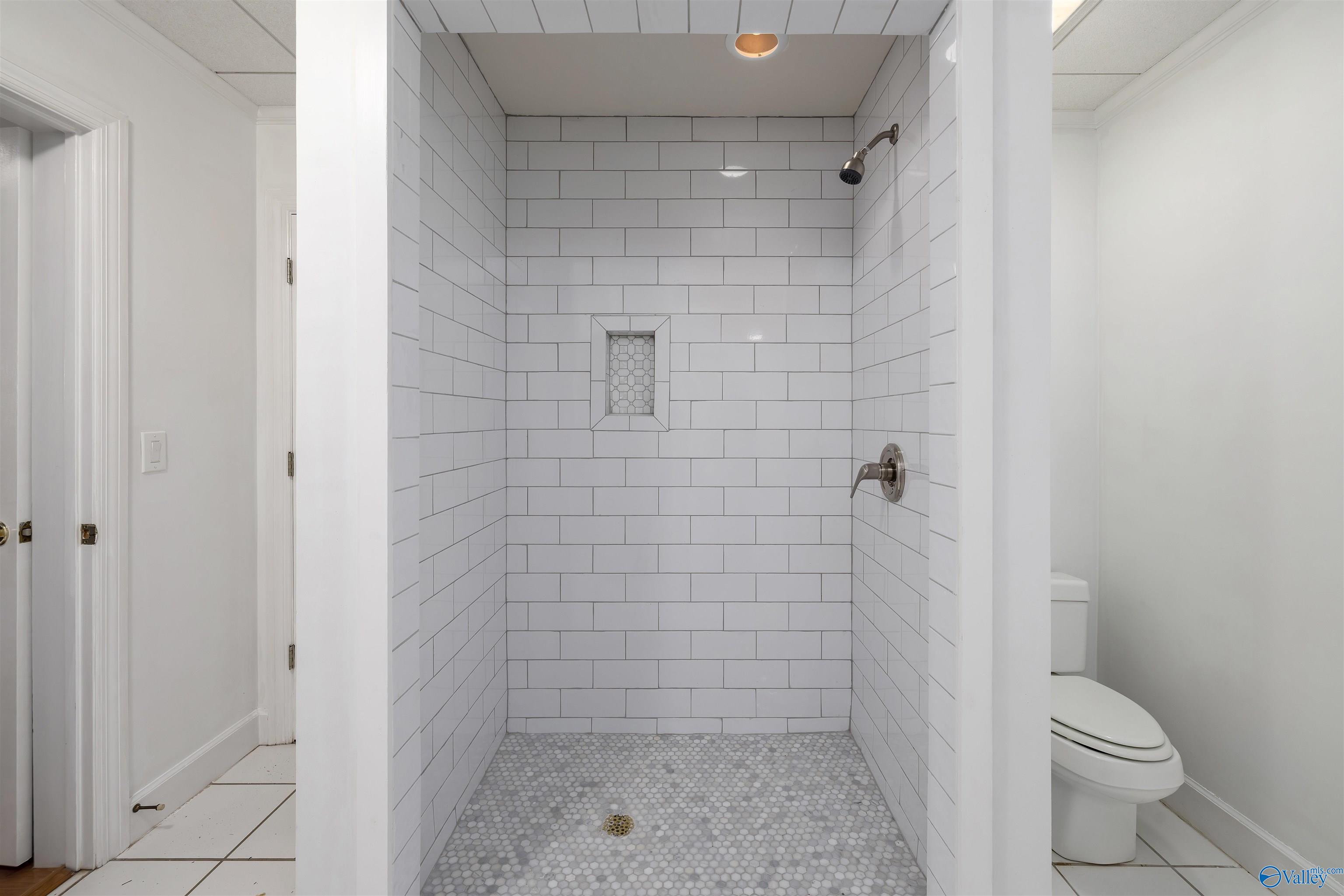 2213 Hidden Ridge Circle