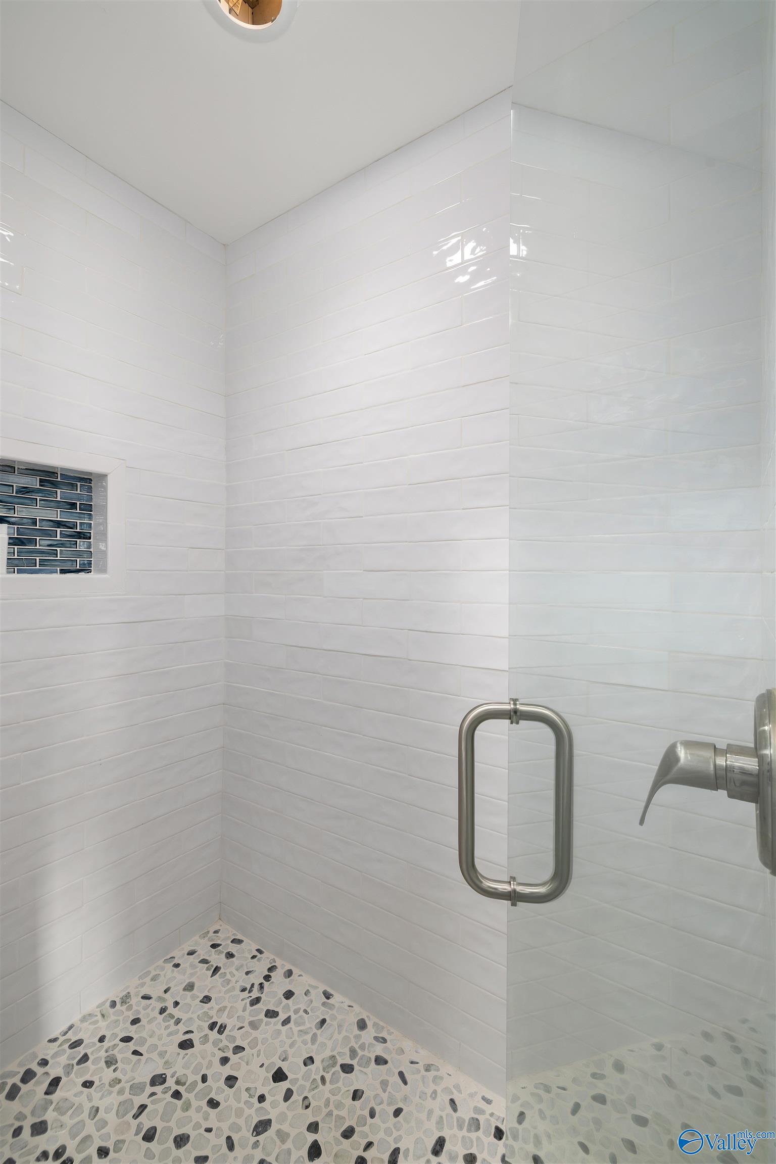 2213 Hidden Ridge Circle