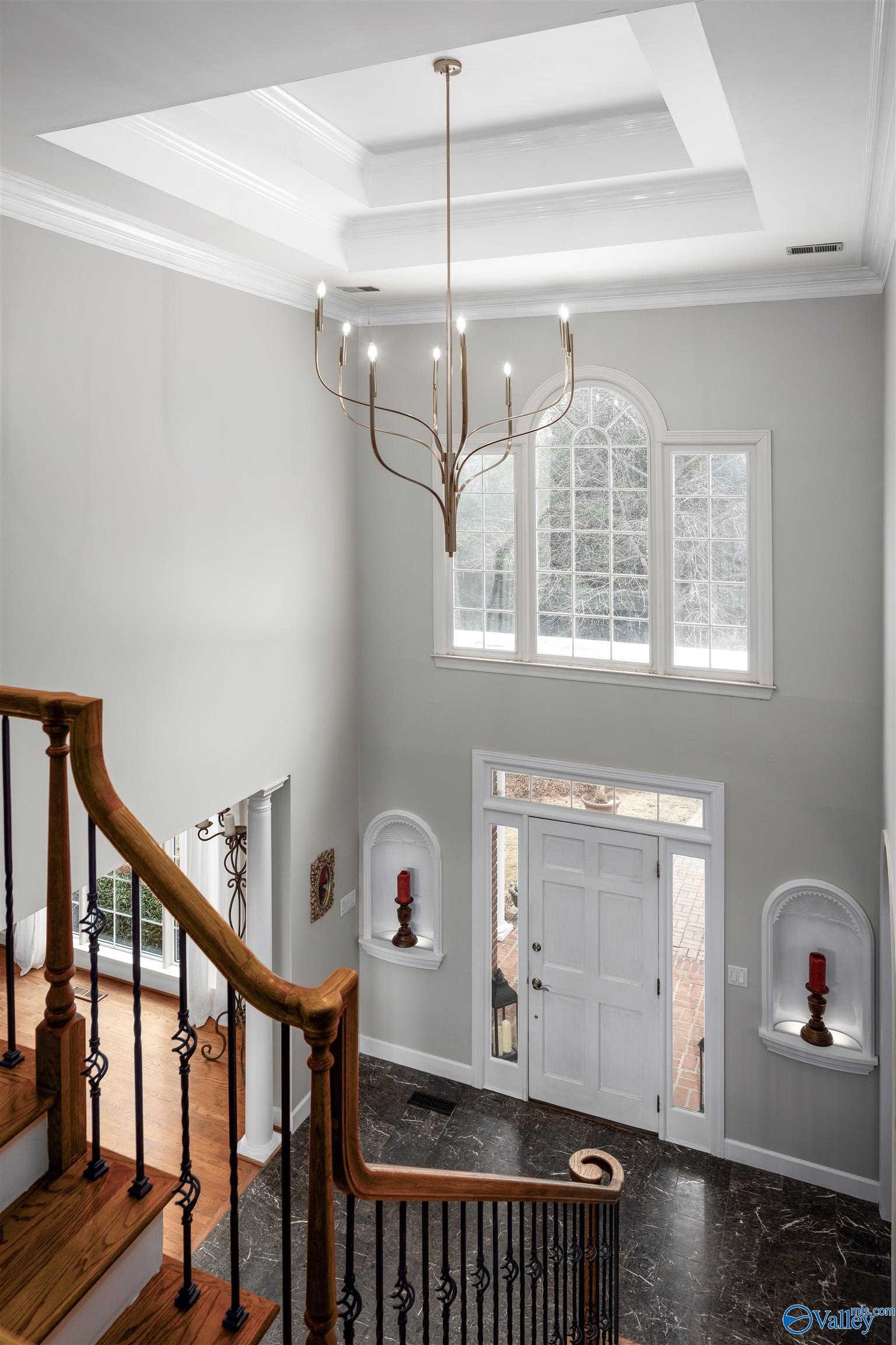 2213 Hidden Ridge Circle