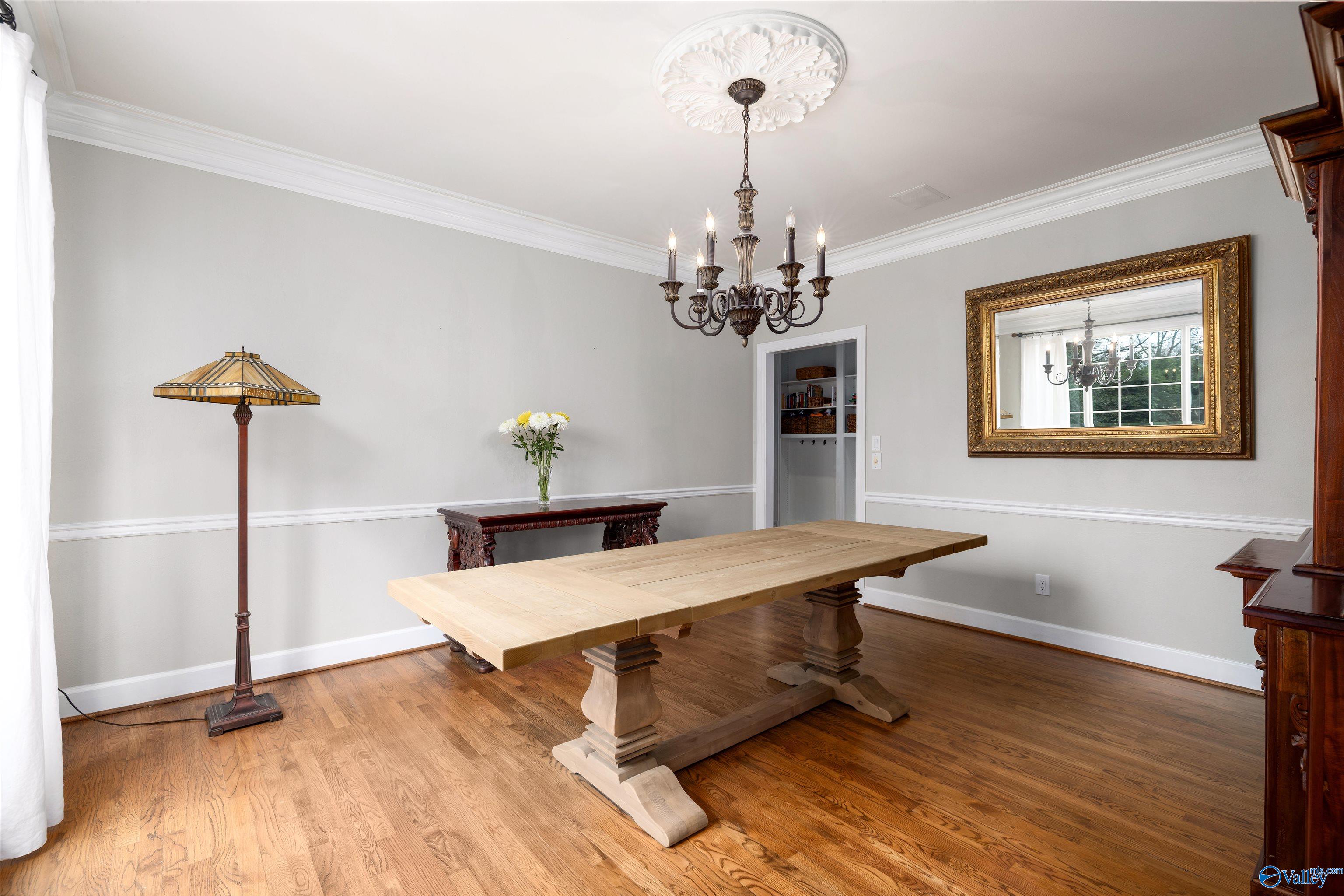 2213 Hidden Ridge Circle