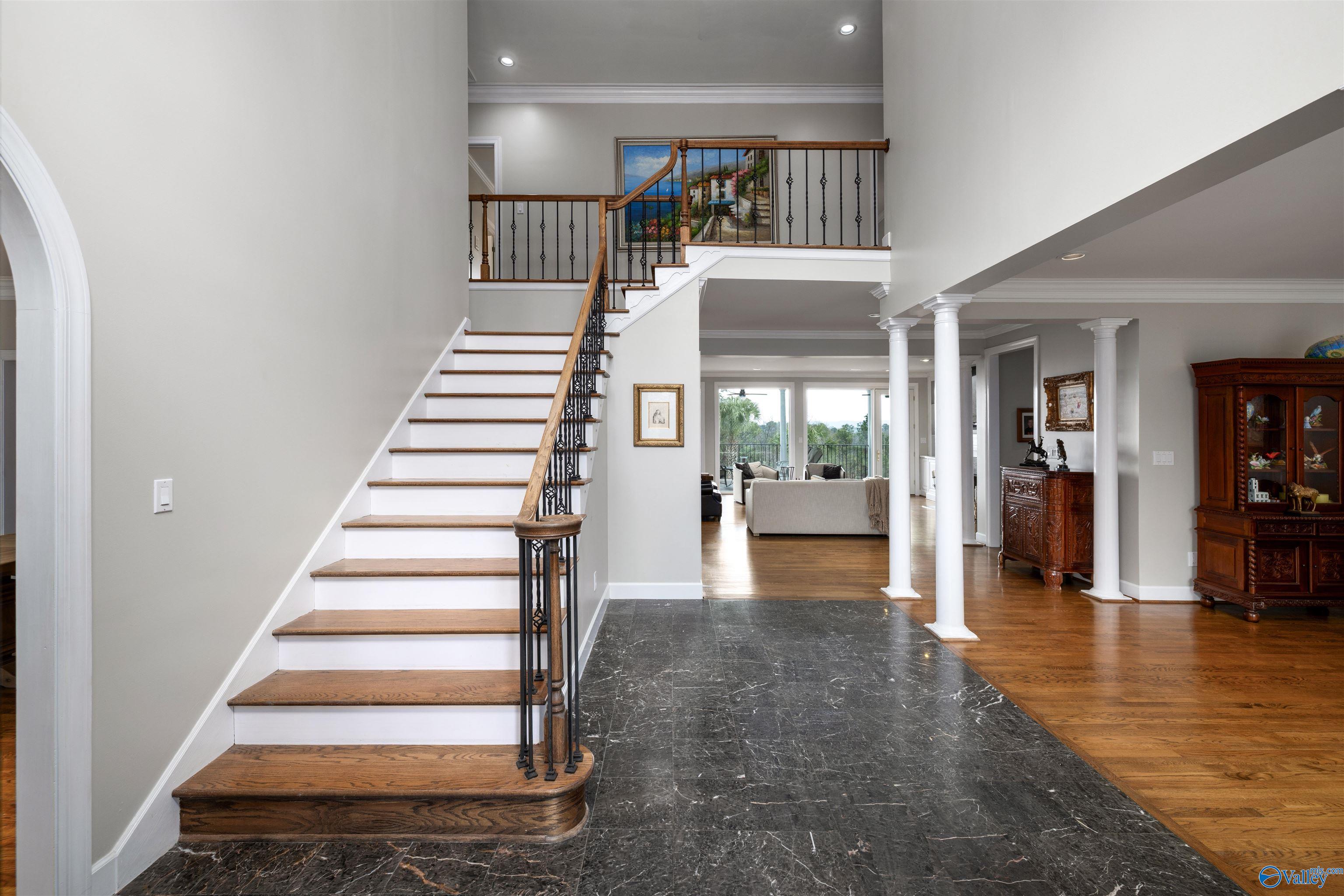 2213 Hidden Ridge Circle