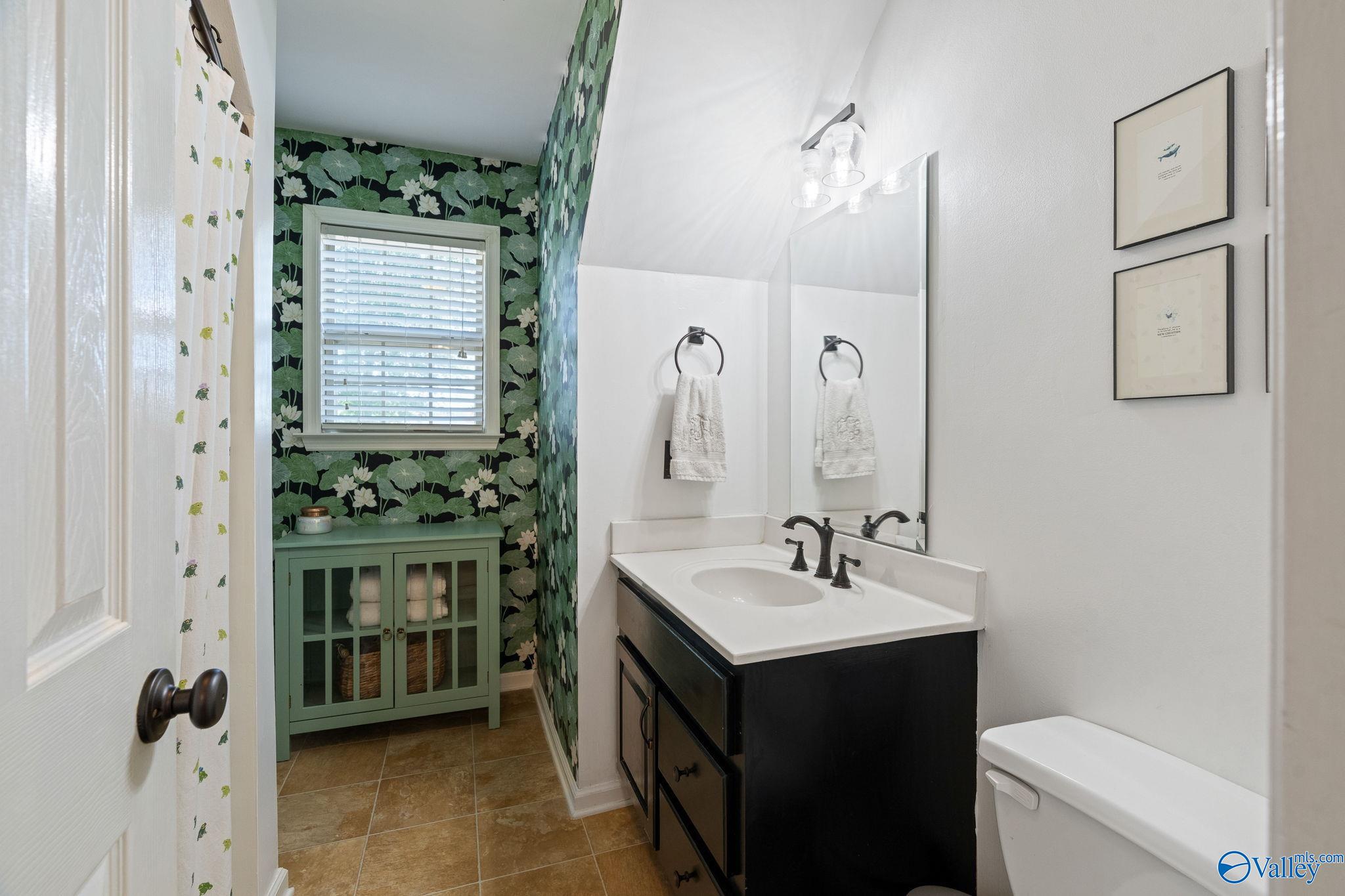 101 Ridgewood Drive