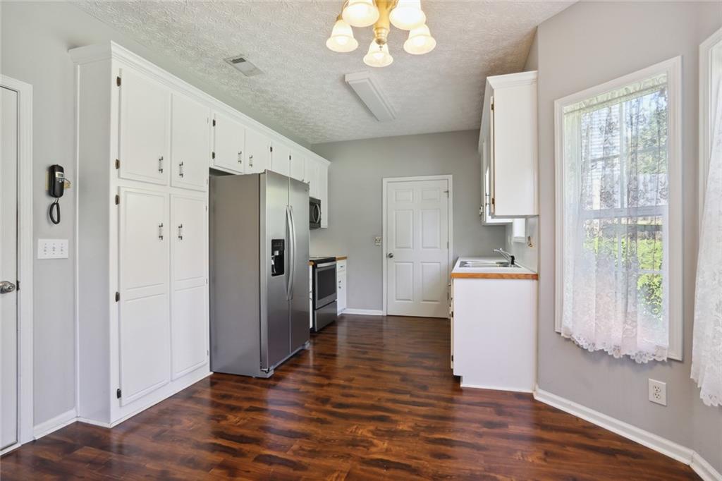 516 Charles Drive