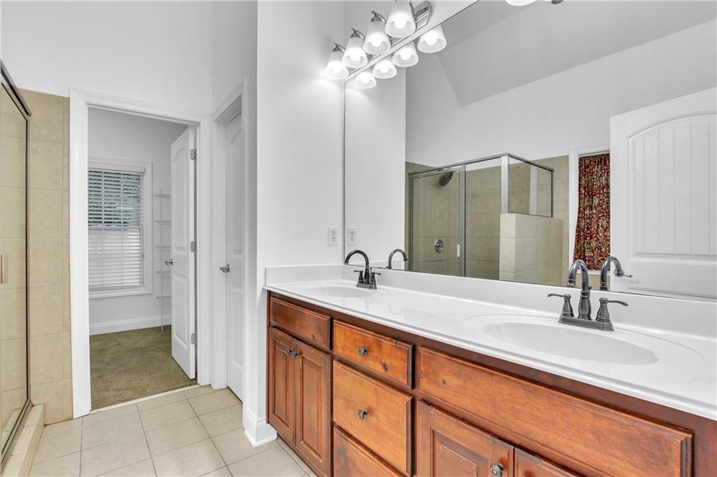 1302 Sleepy Hollow Road