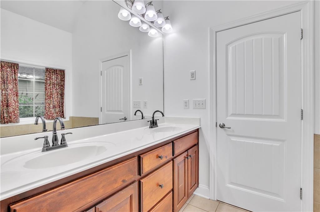 1302 Sleepy Hollow Road
