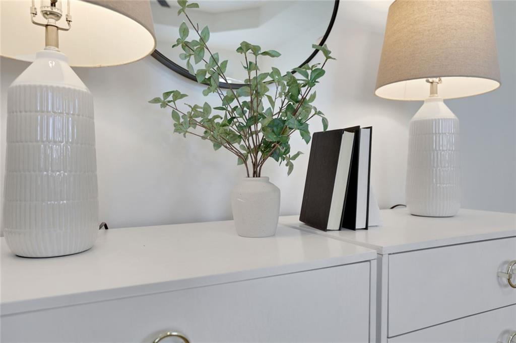 3552 Clear Creek Crossing NW