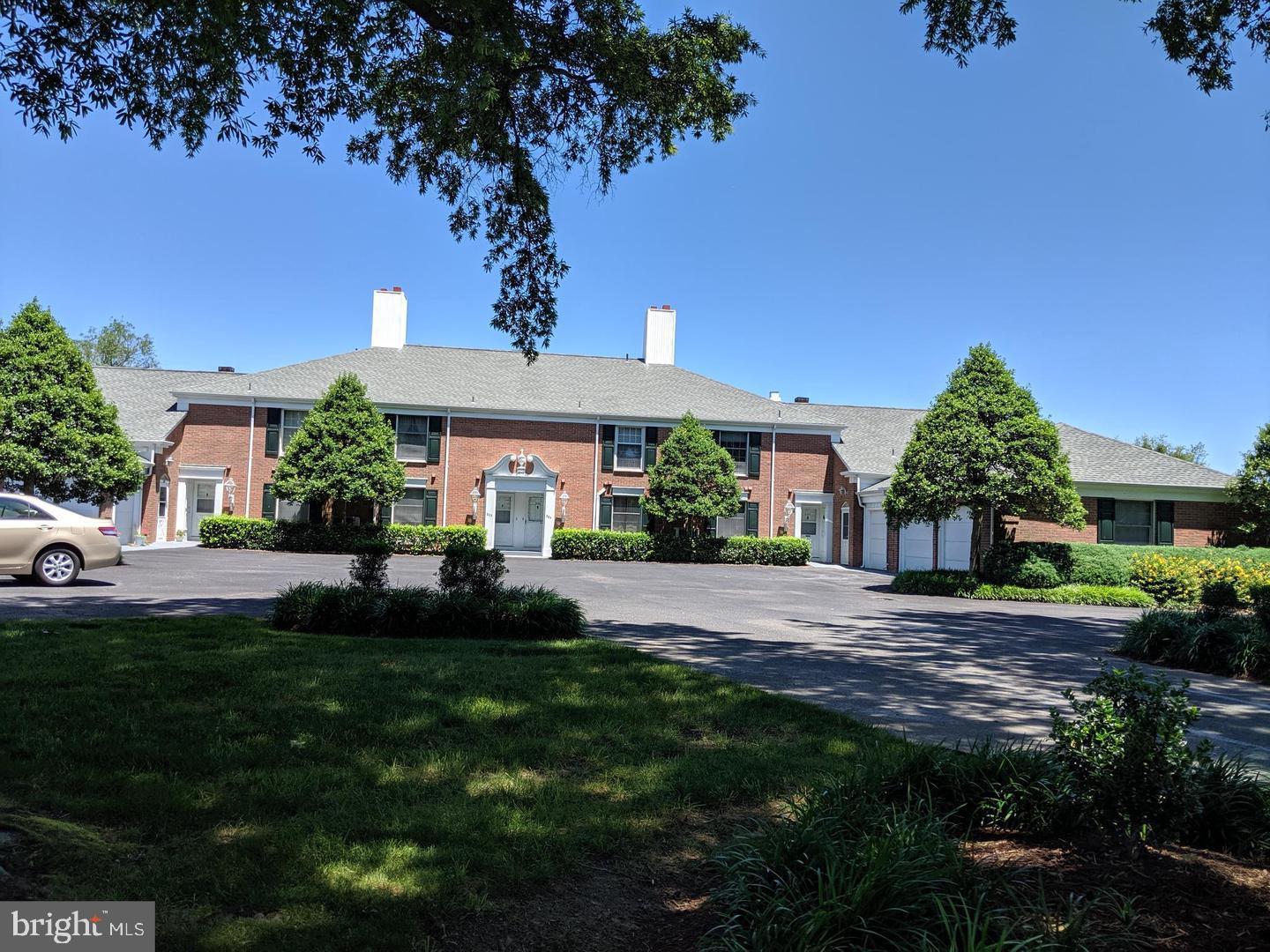 9545 QUAIL HOLLOW 205