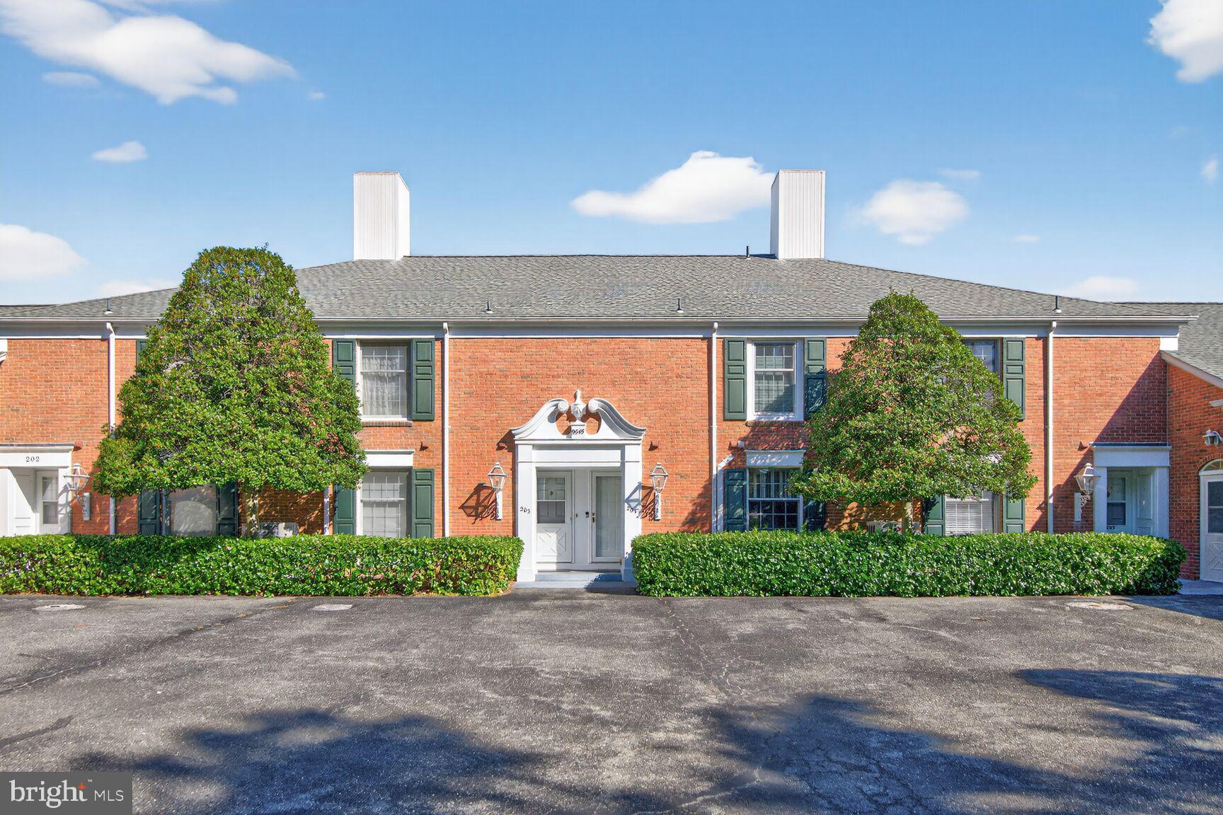 9545 QUAIL HOLLOW 205