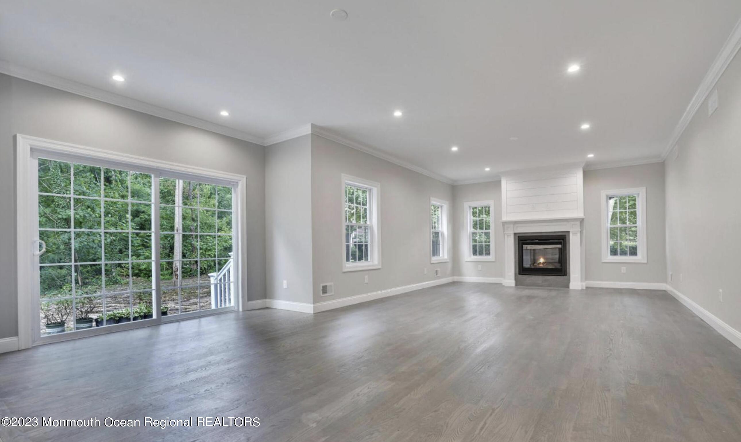 349 Eastbourne Avenue