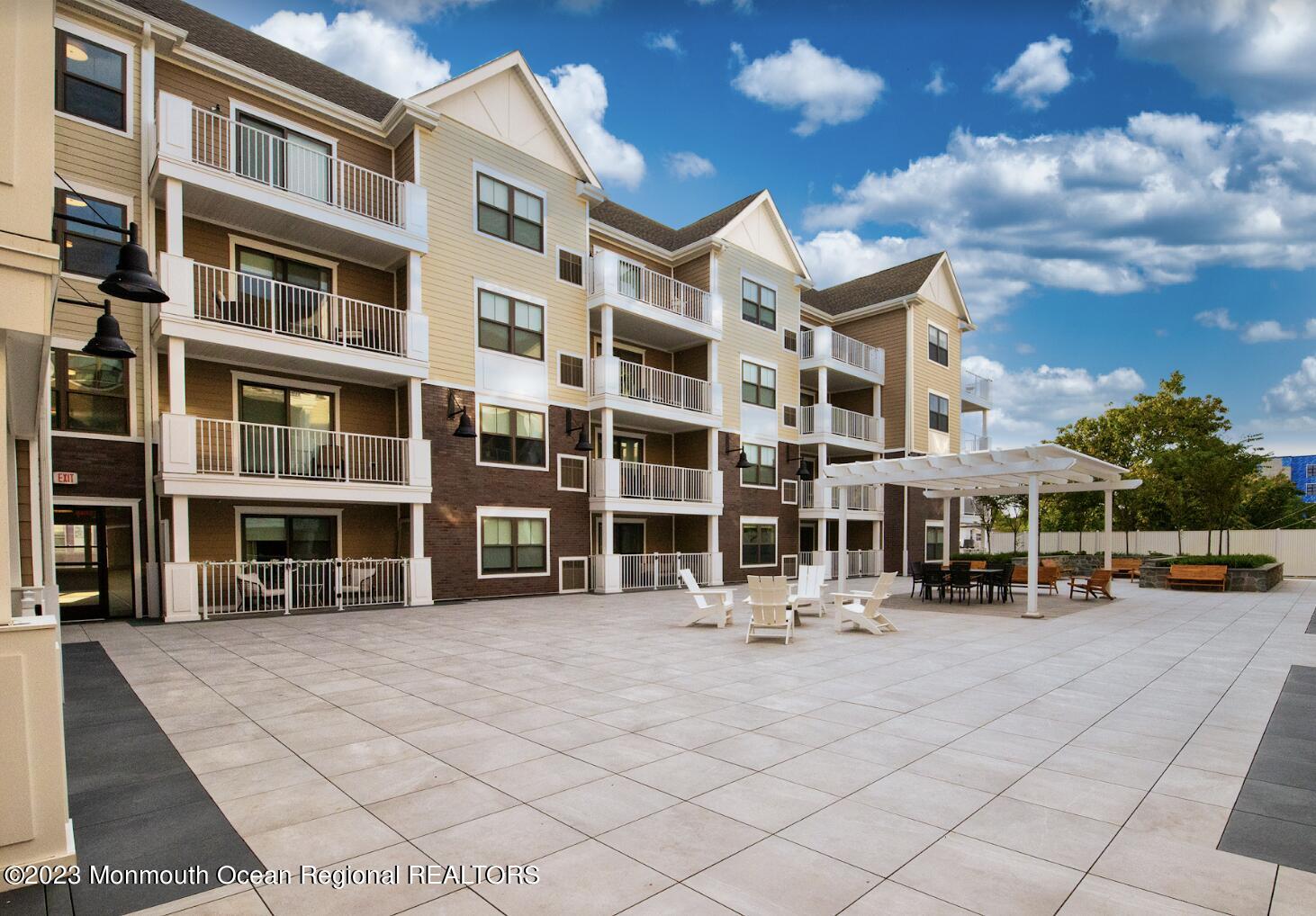 165 Pavilion Avenue, 505