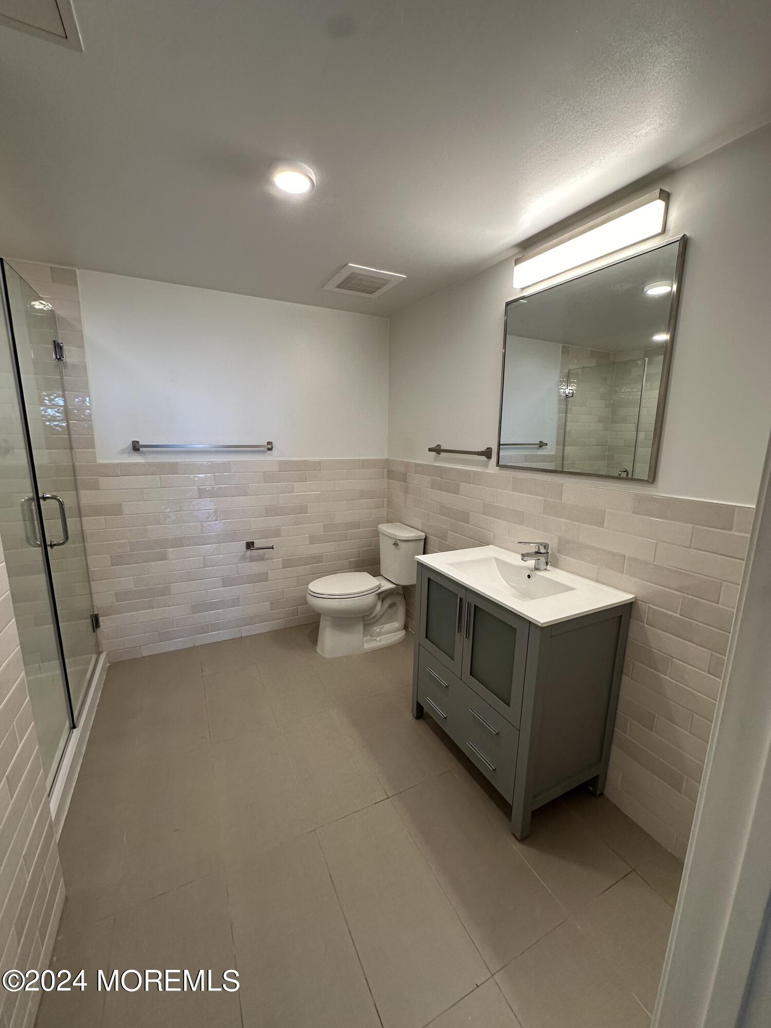 165 Pavilion Avenue, 505