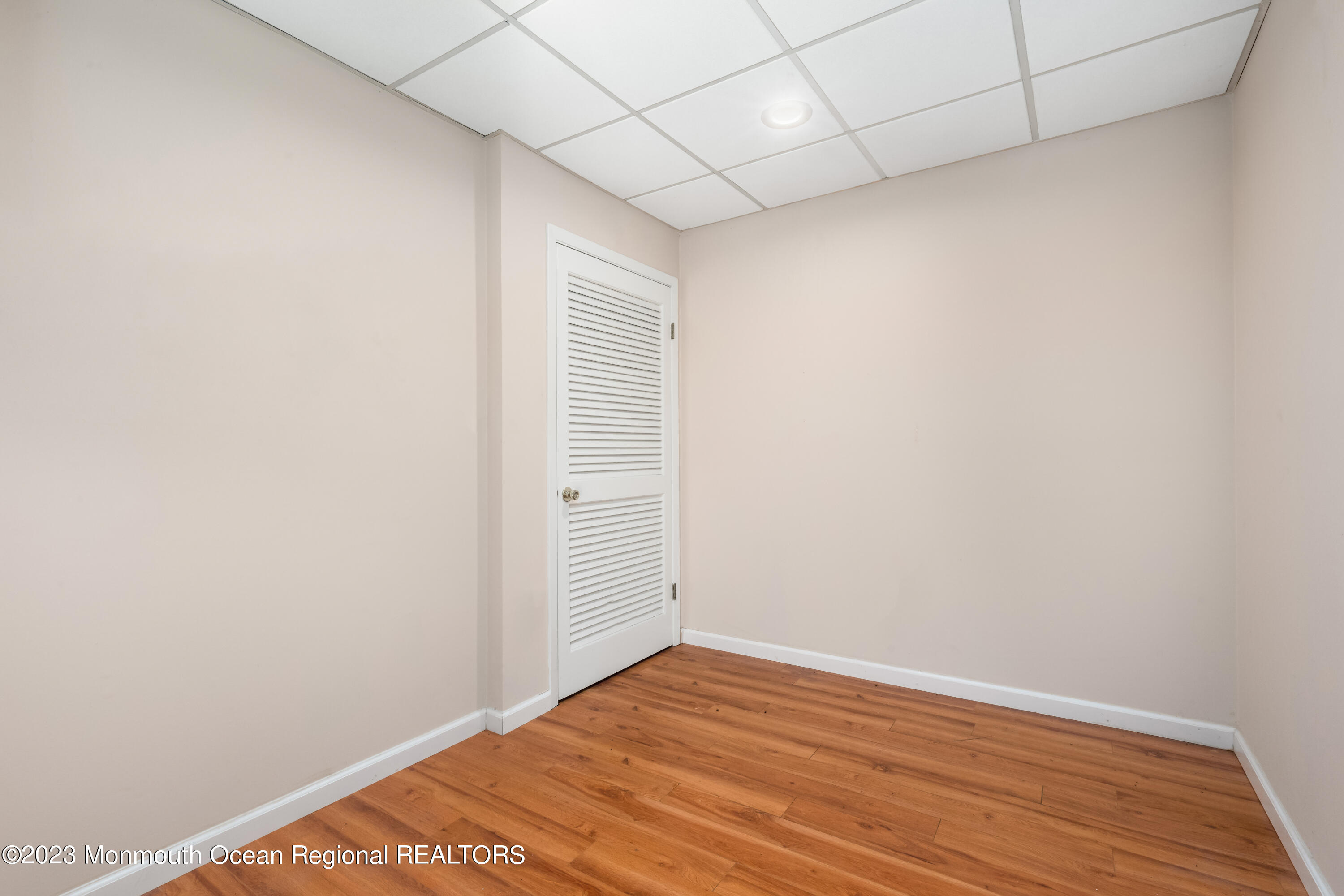 80 Hazlet Avenue Unit: 6