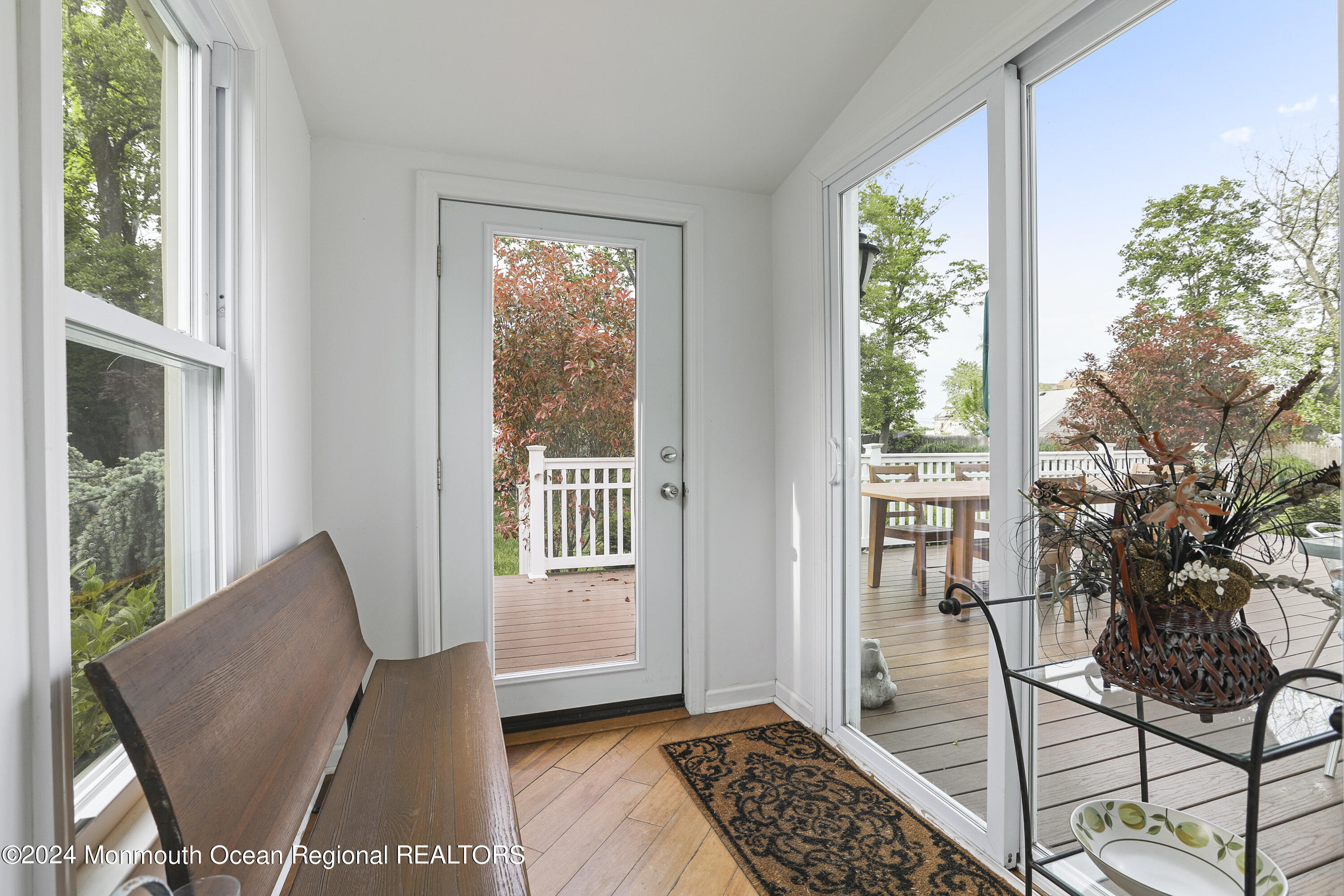 129 Franklin Avenue, Summer