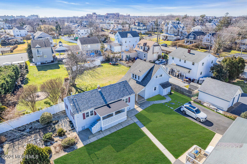 80 Chelsea Avenue