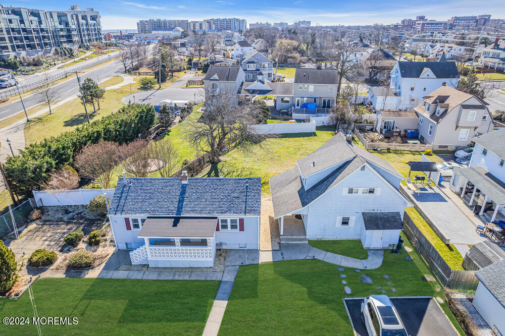 80 Chelsea Avenue