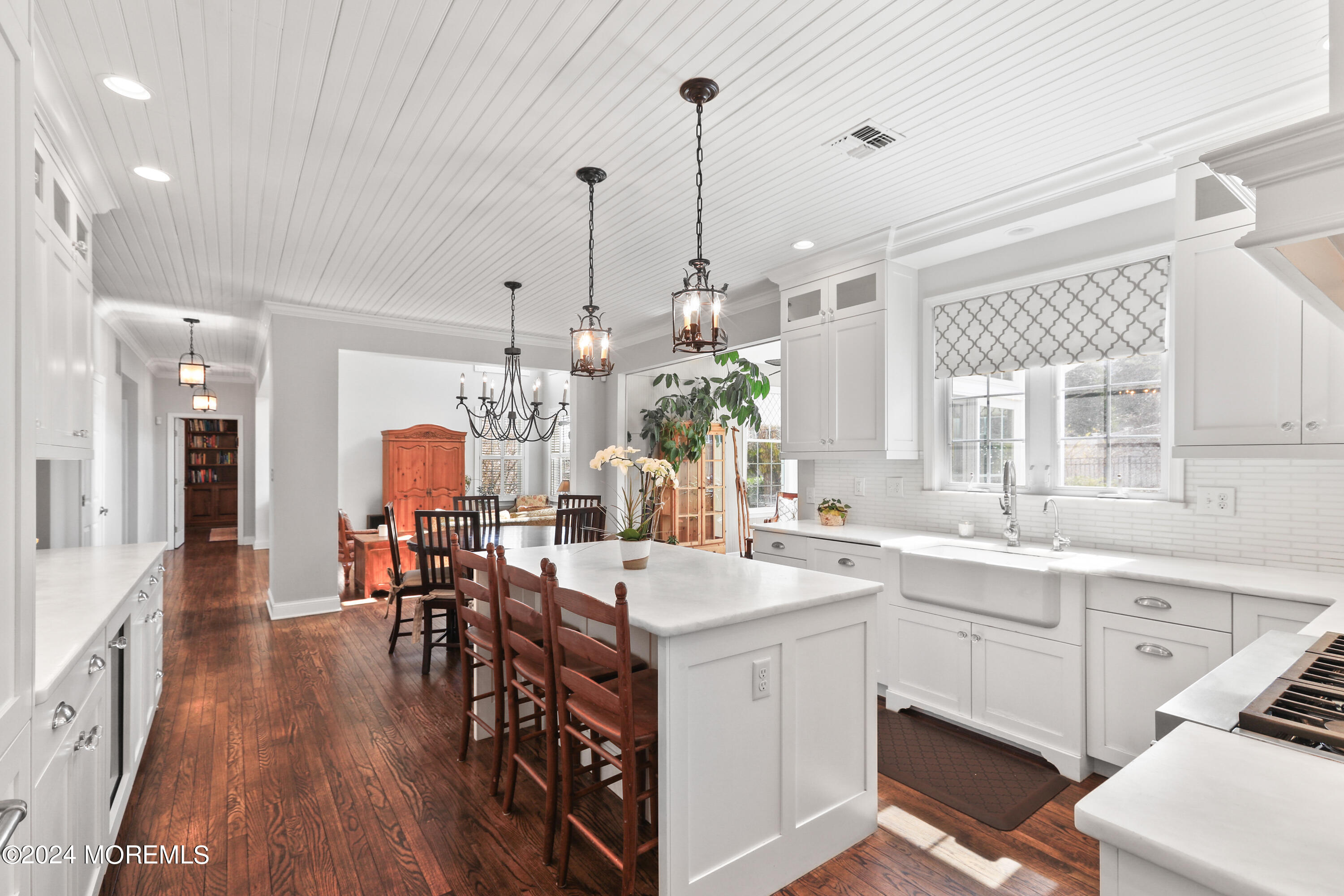 11 Maidenstone Drive