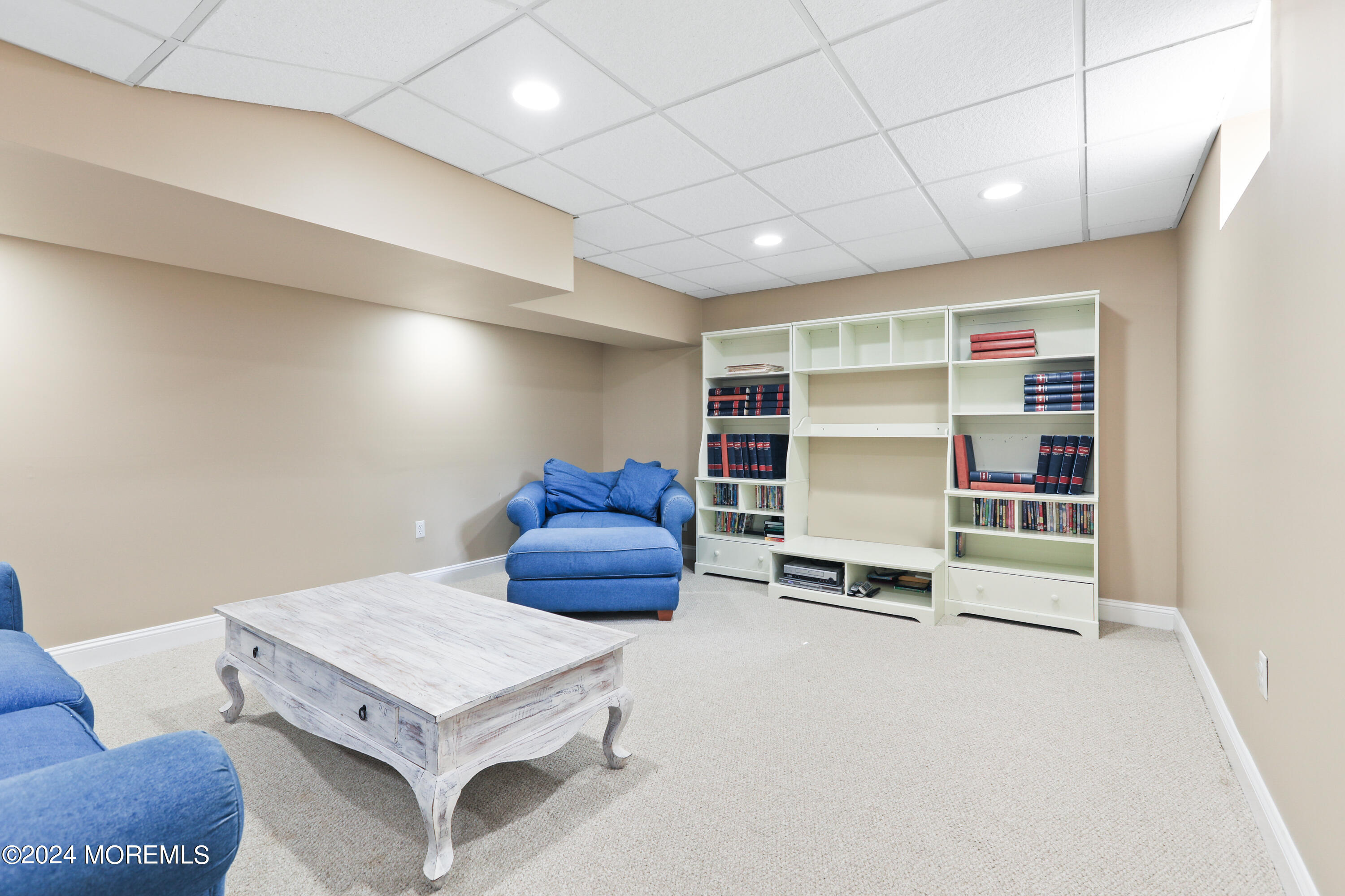 11 Maidenstone Drive