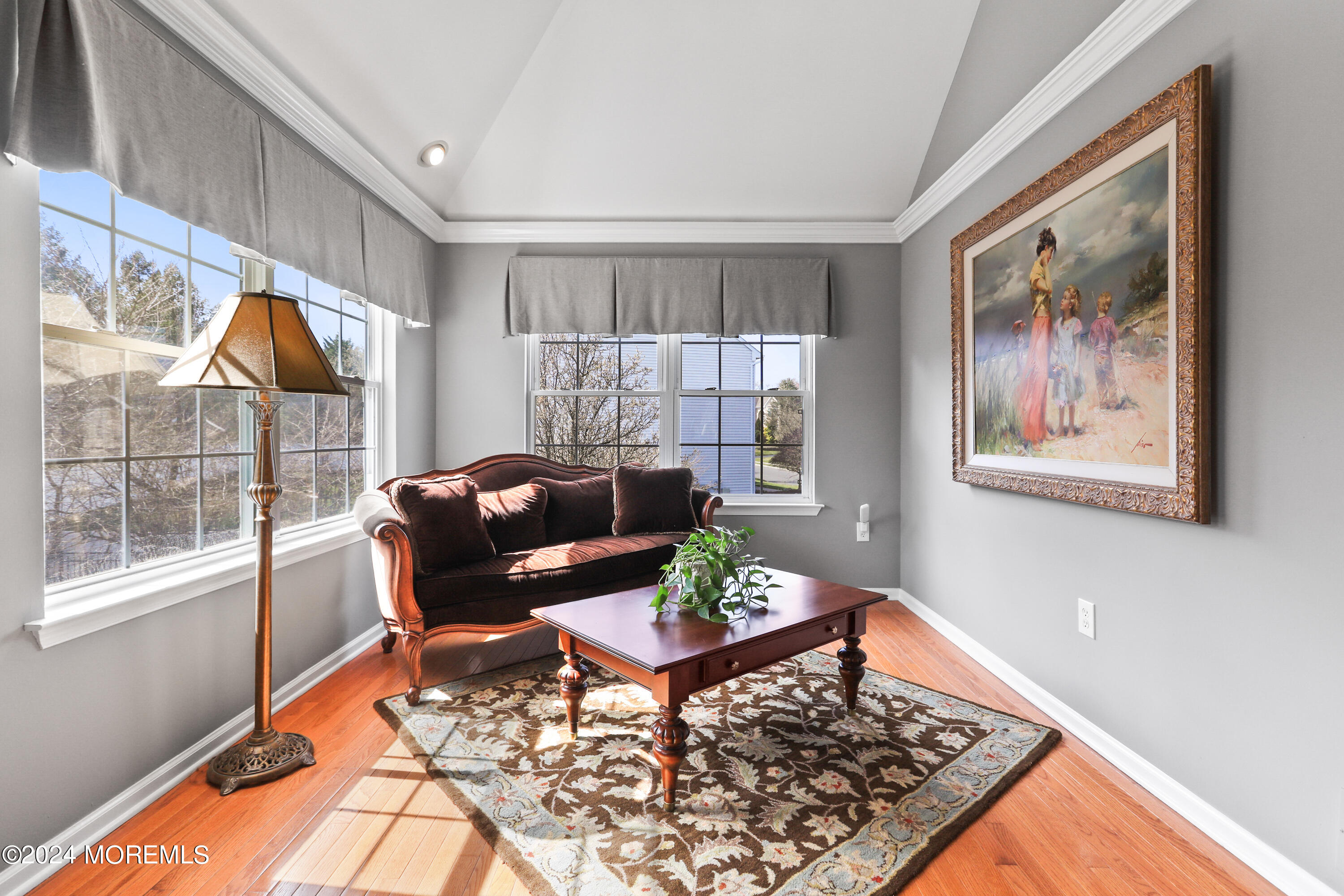 11 Maidenstone Drive