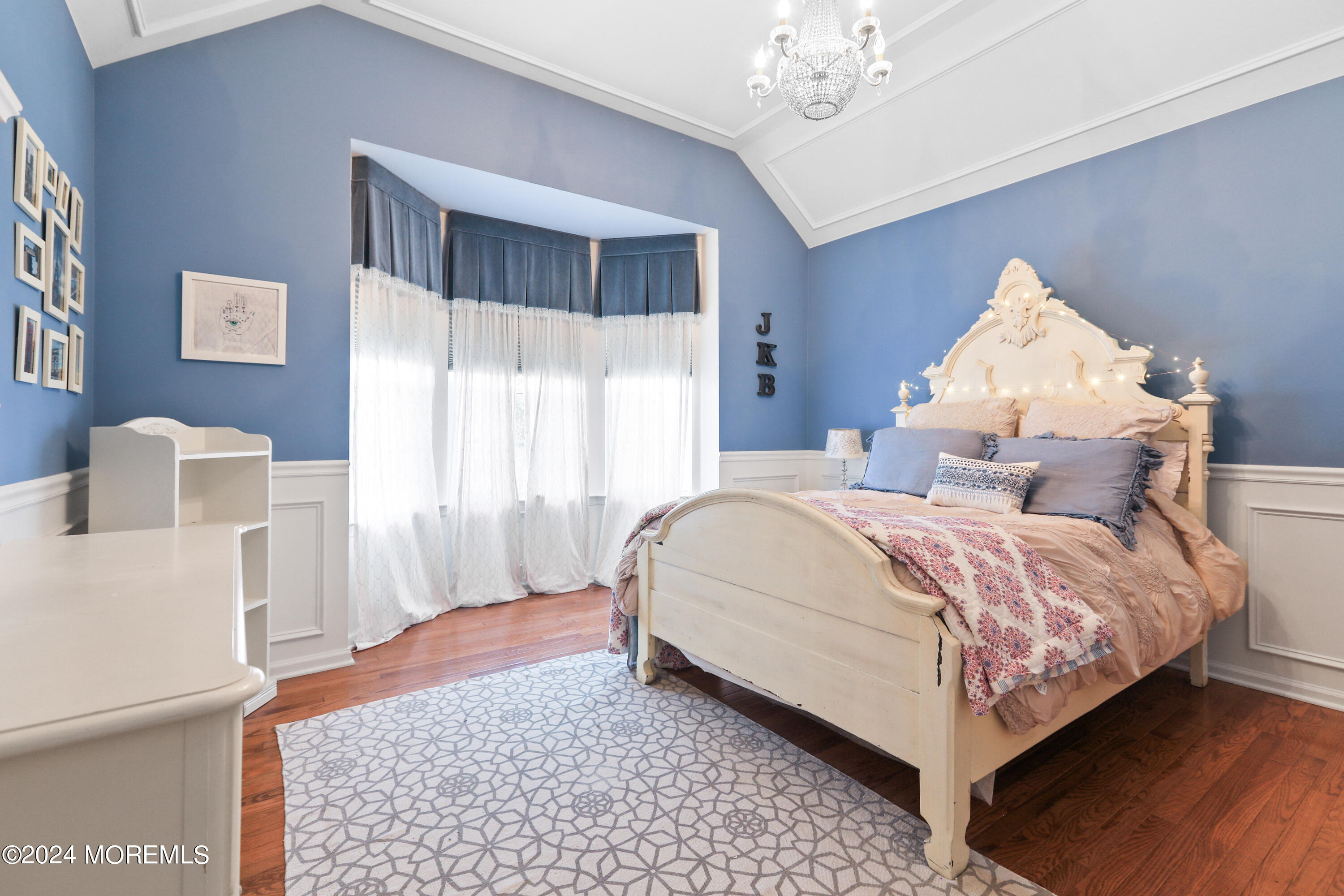 11 Maidenstone Drive