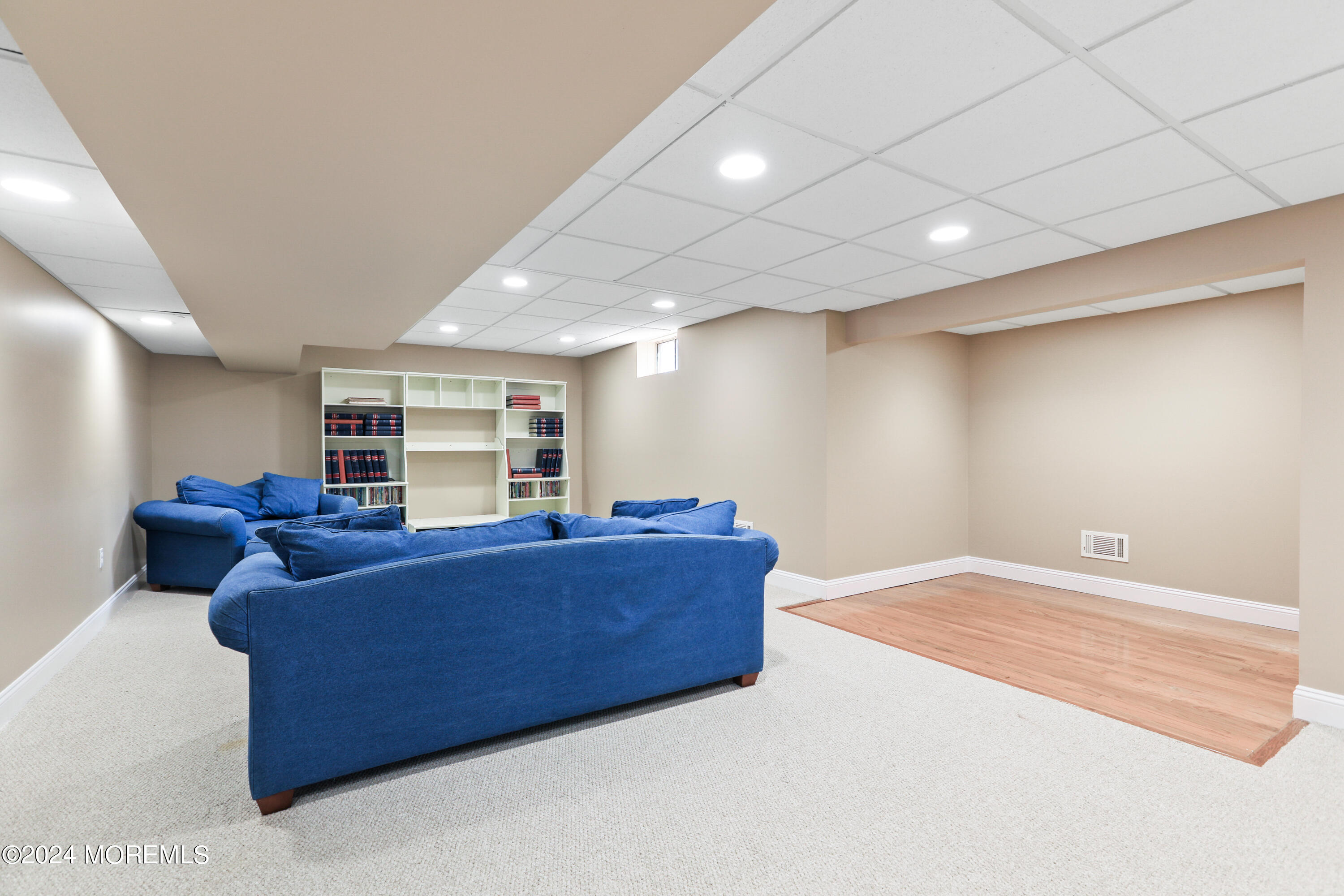 11 Maidenstone Drive