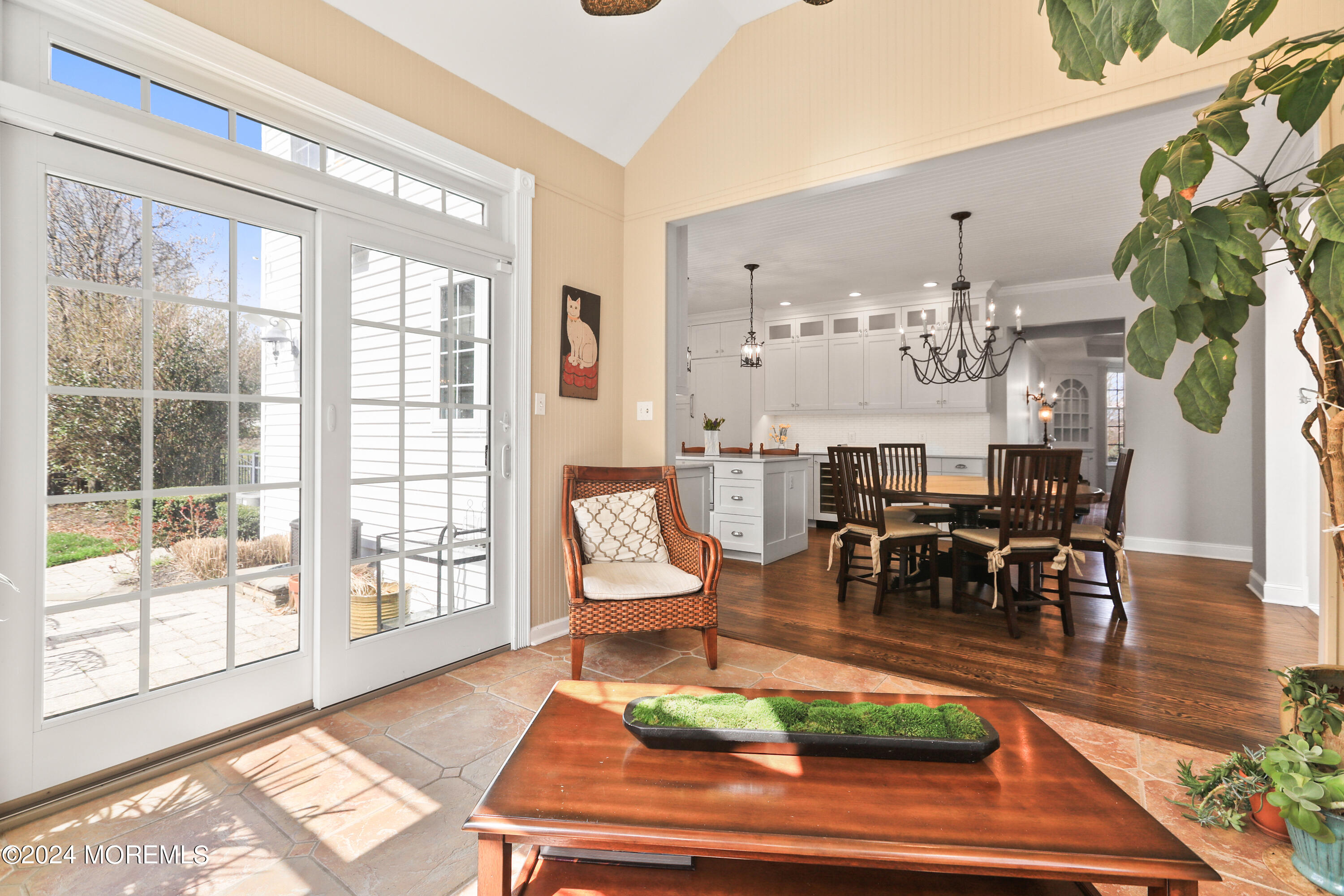 11 Maidenstone Drive