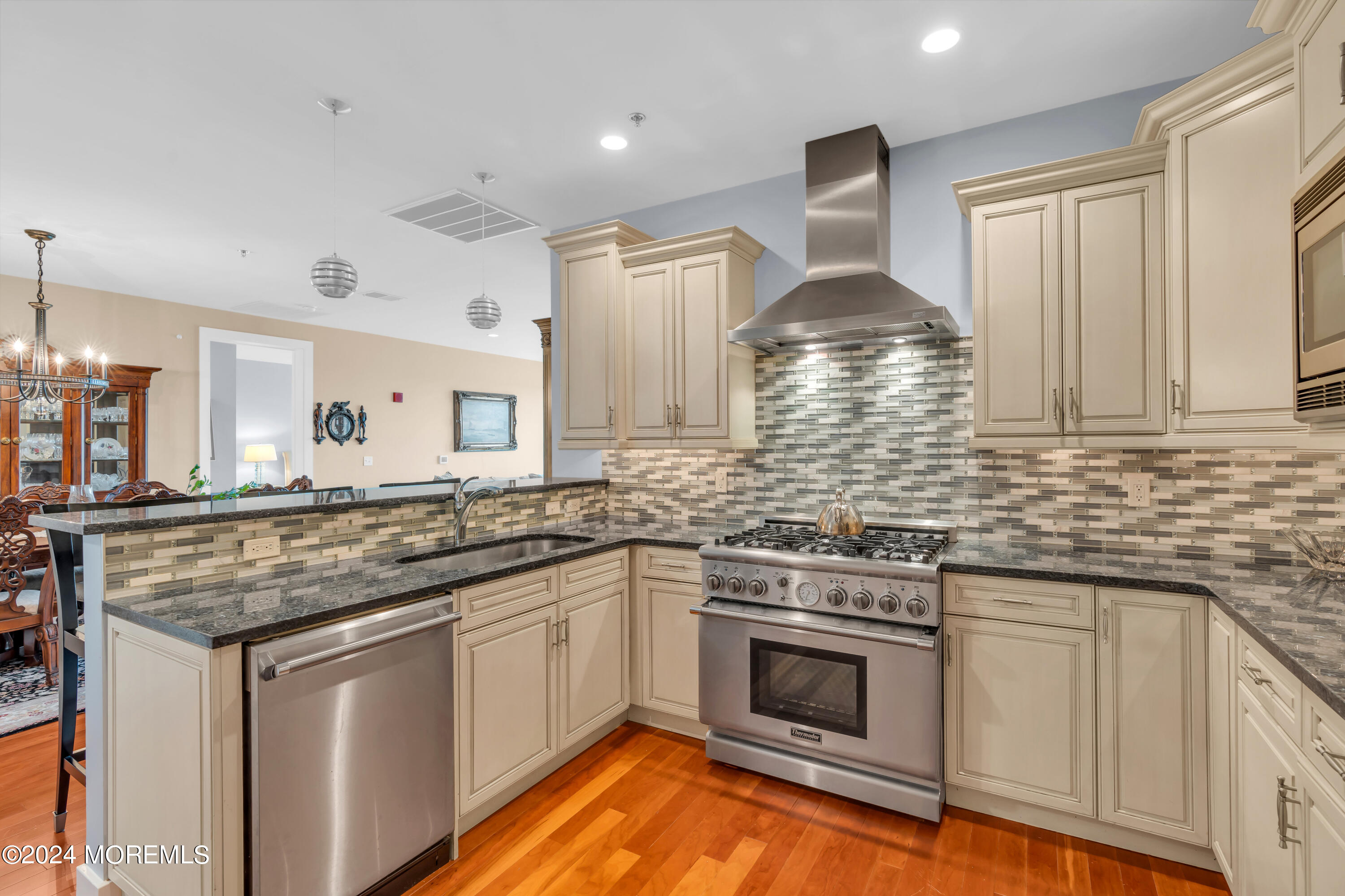 432 Ocean Boulevard, 509