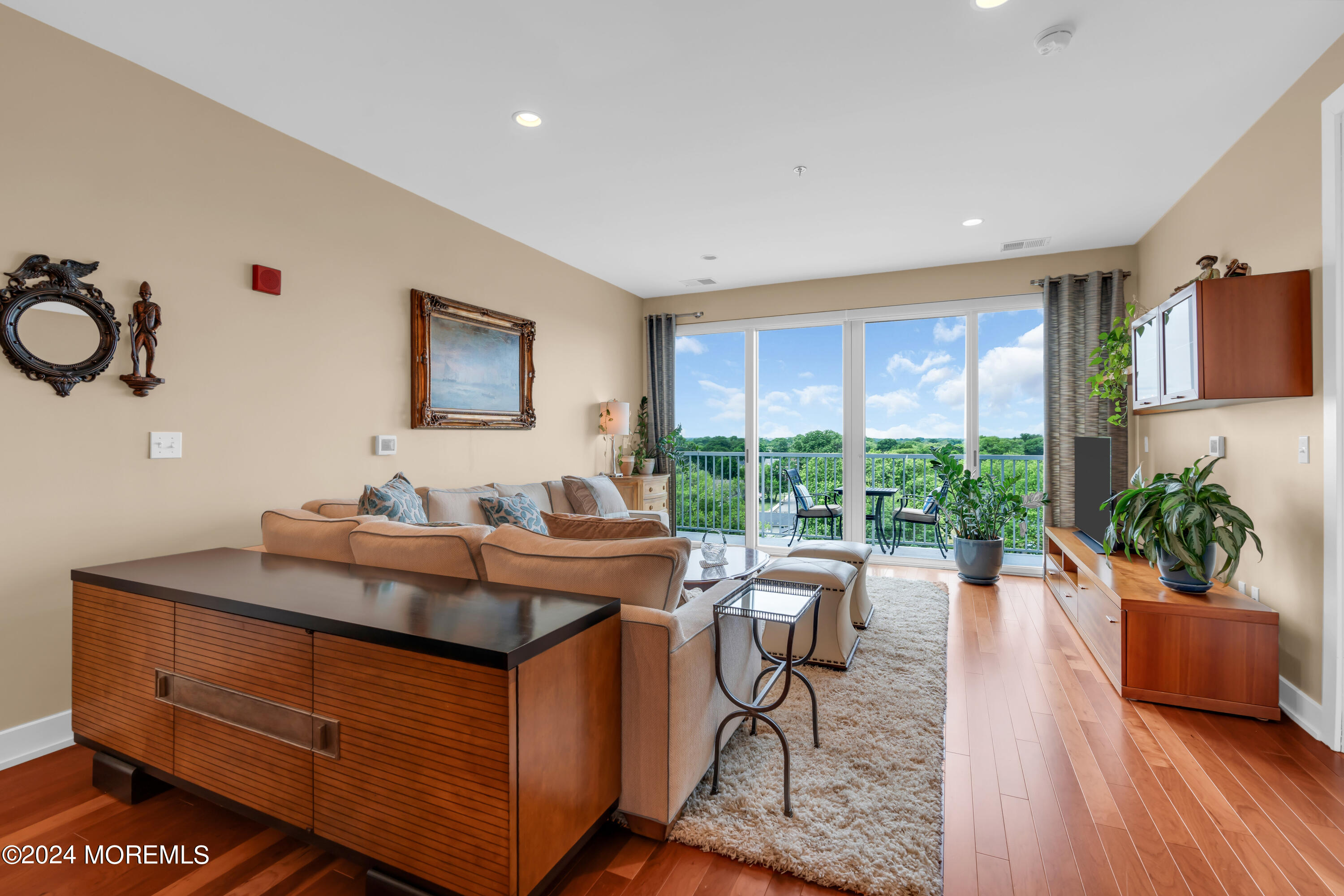 432 Ocean Boulevard, 509