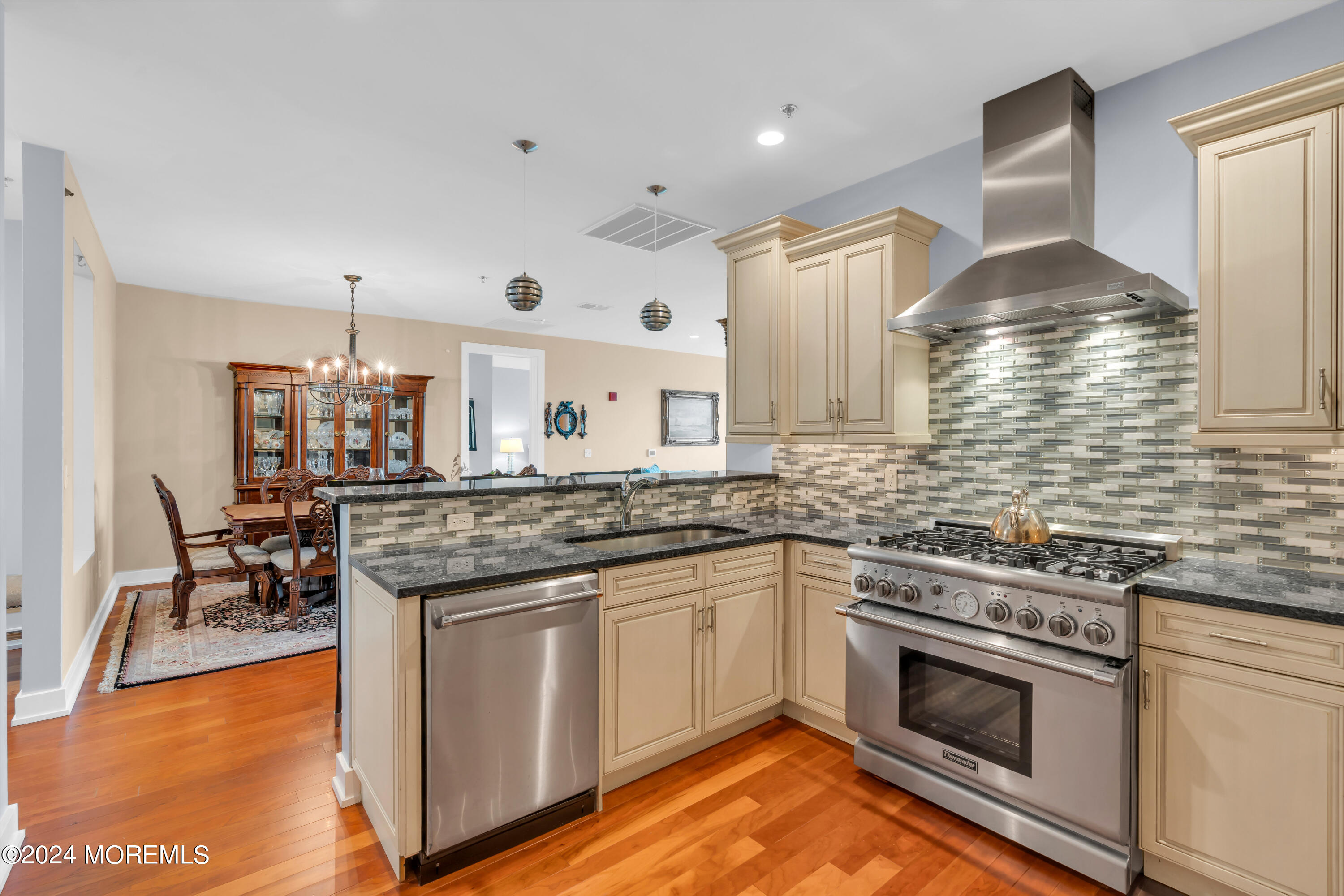 432 Ocean Boulevard, 509