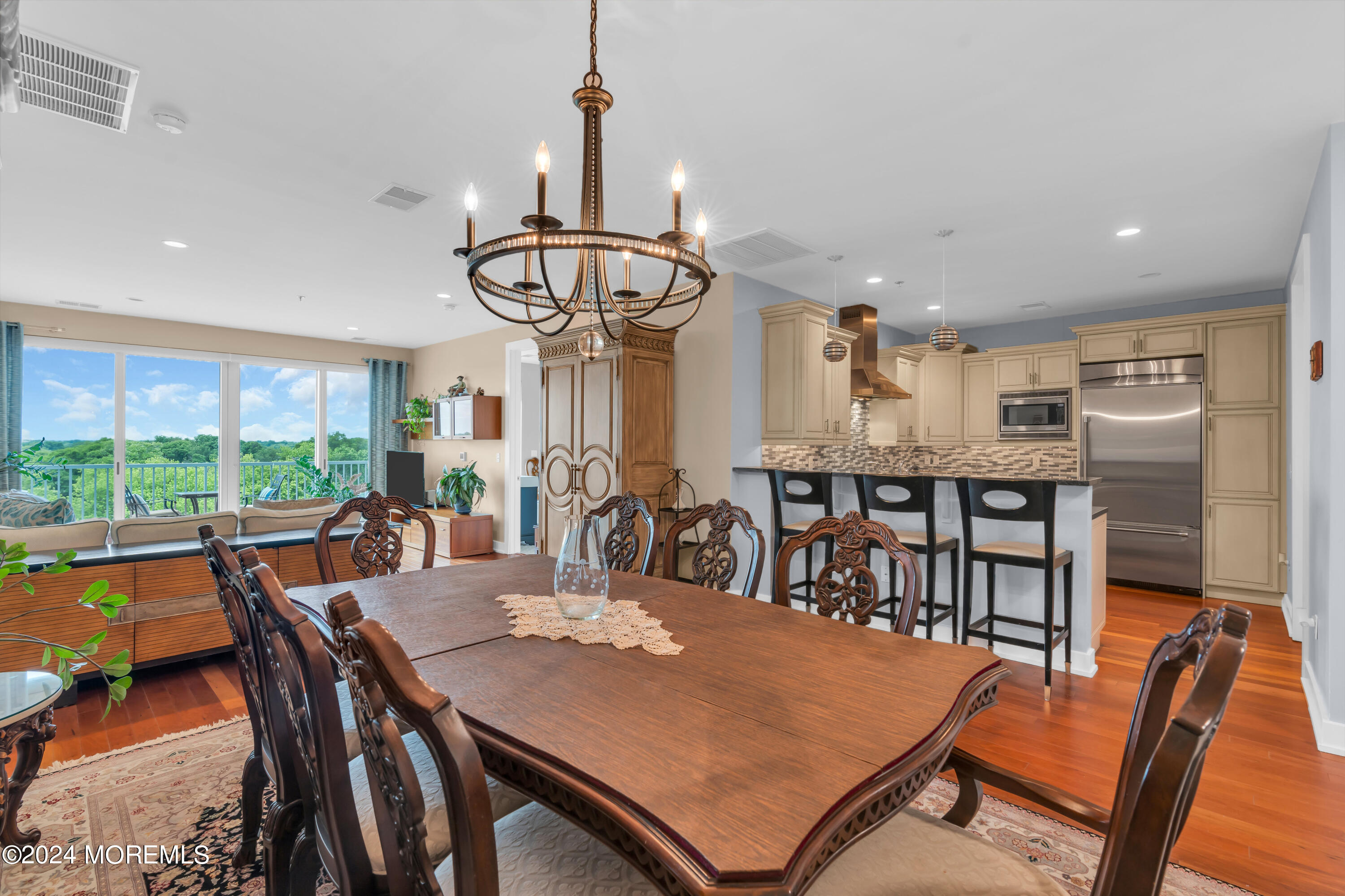 432 Ocean Boulevard, 509