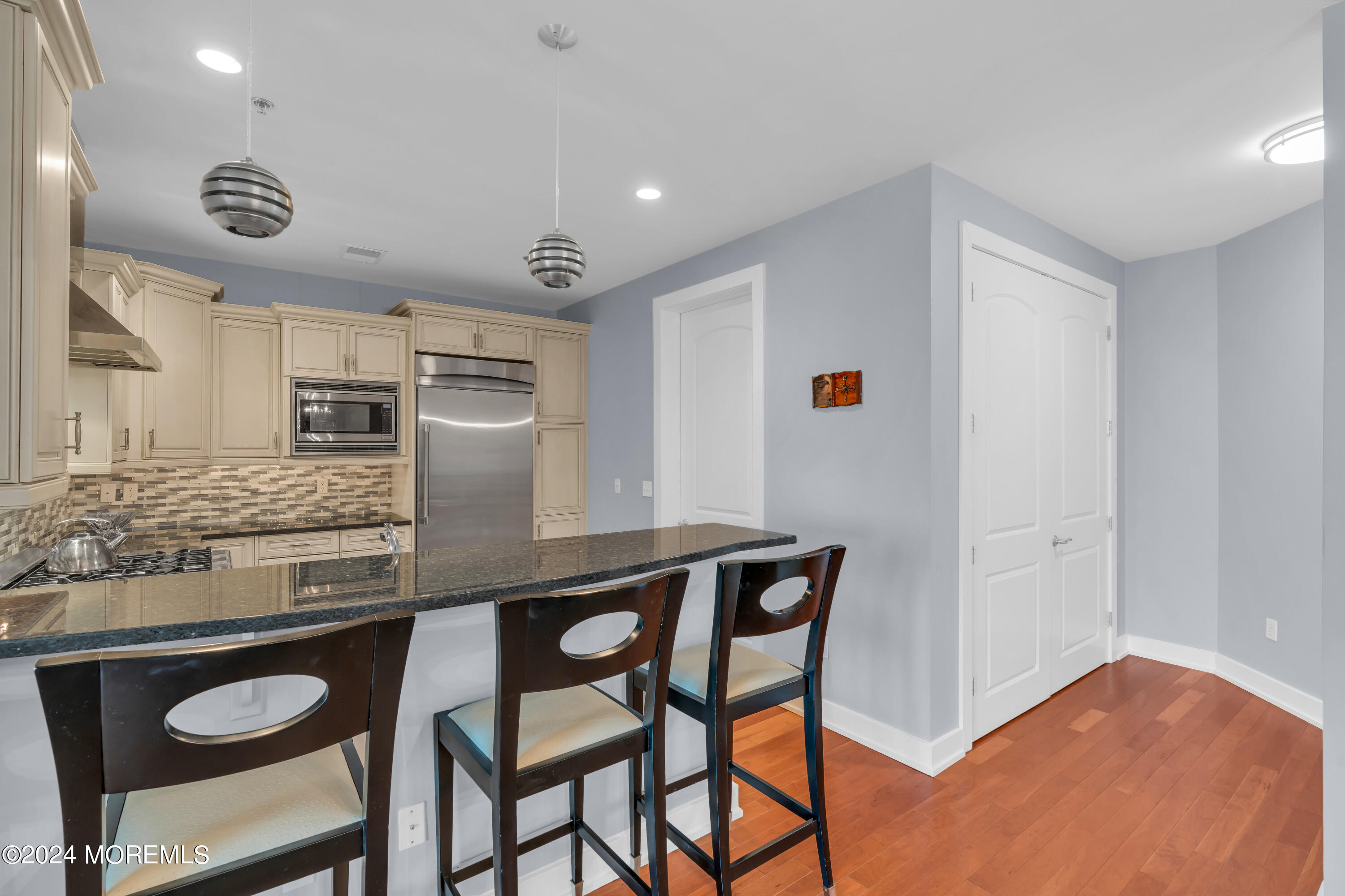 432 Ocean Boulevard, 509