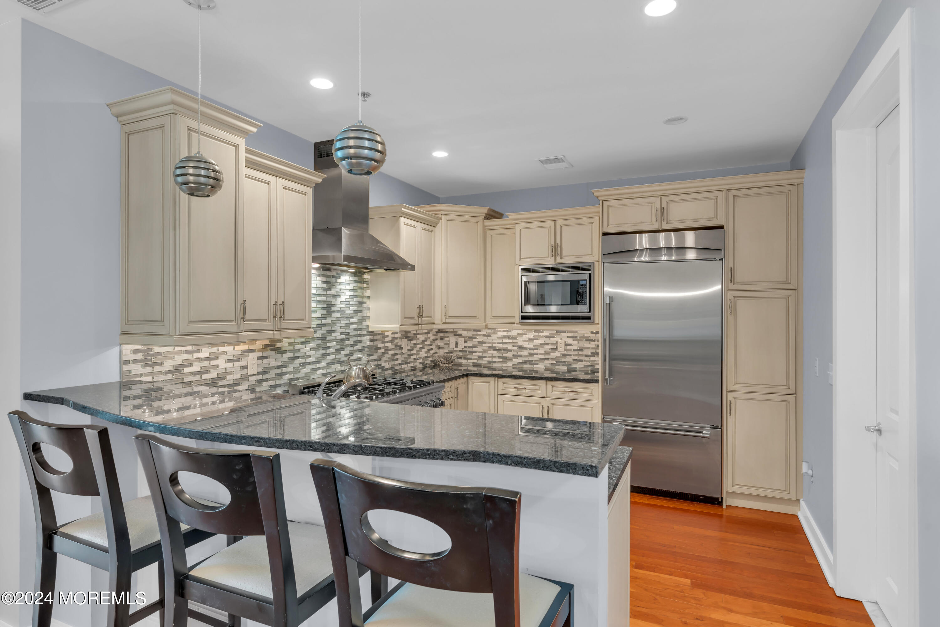 432 Ocean Boulevard, 509