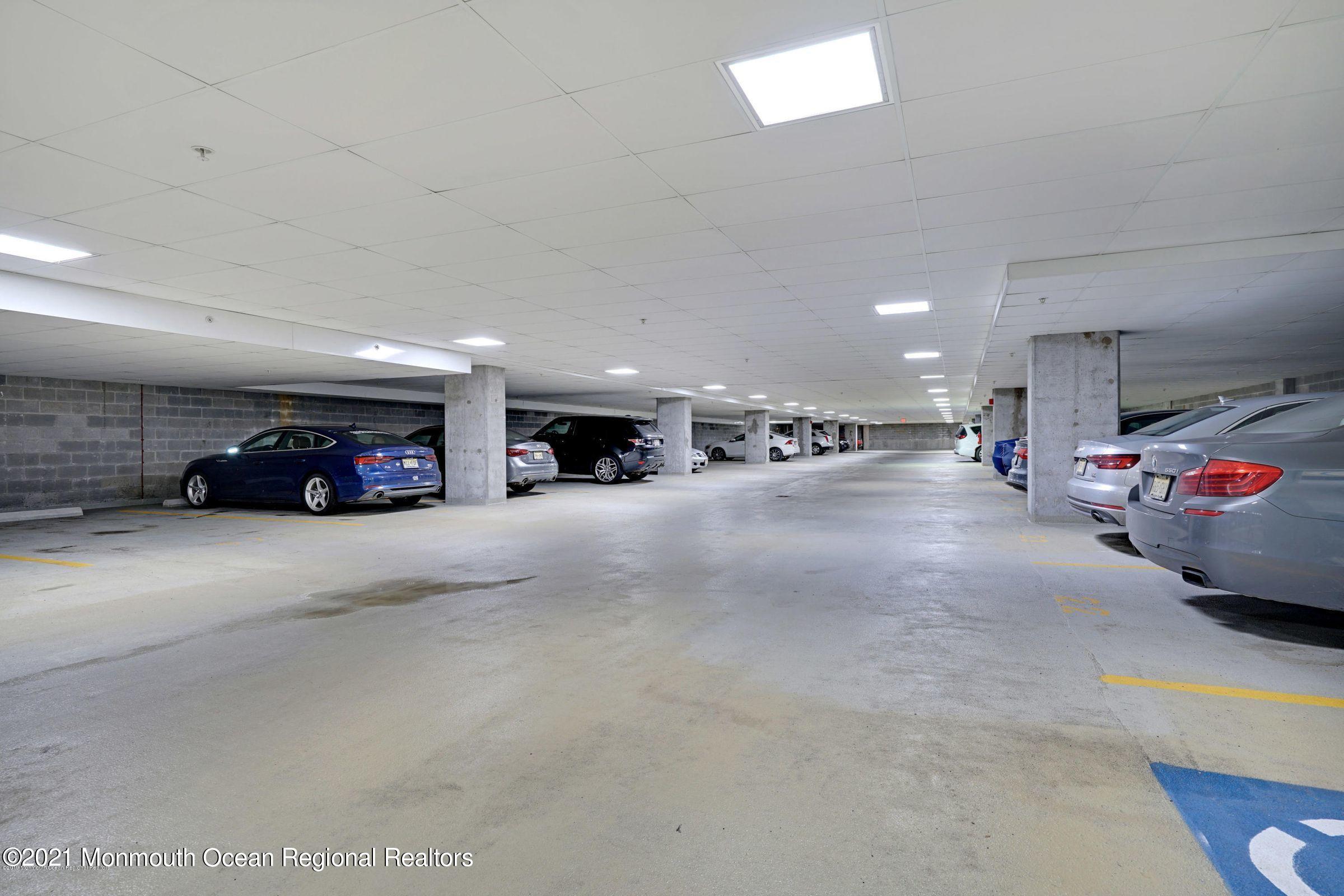 432 Ocean Boulevard, 509