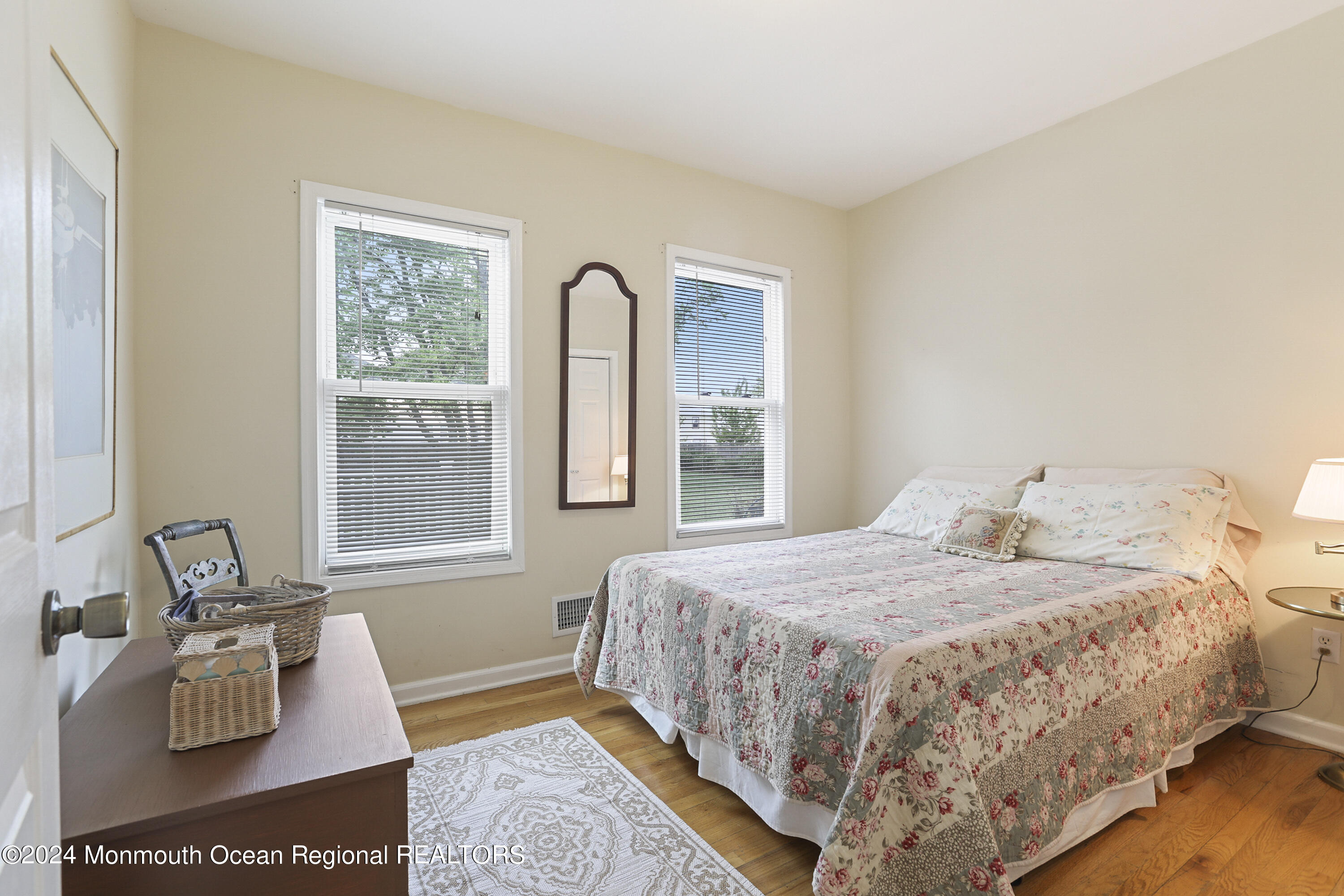 129 Franklin Avenue, Winter