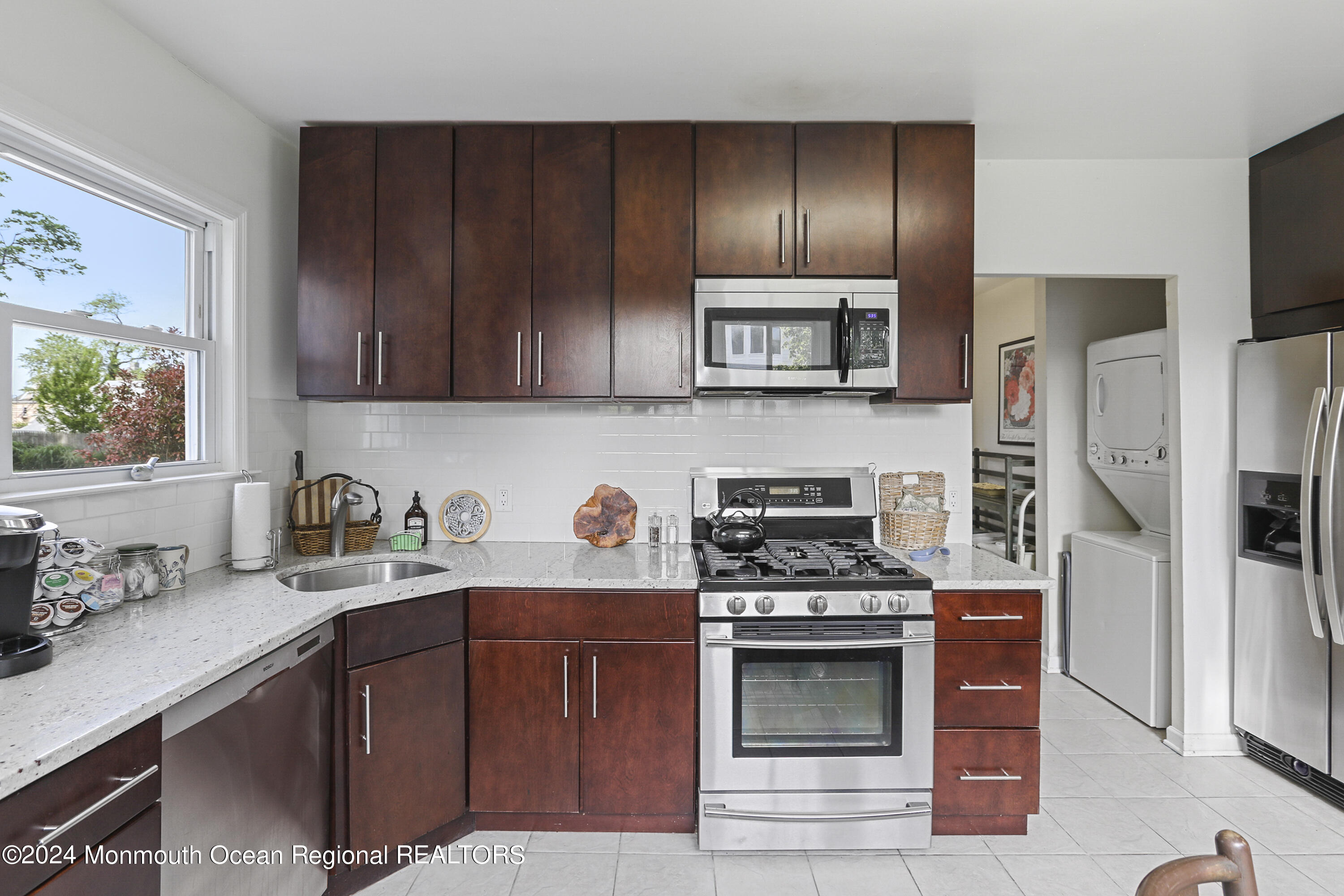 129 Franklin Avenue, Winter