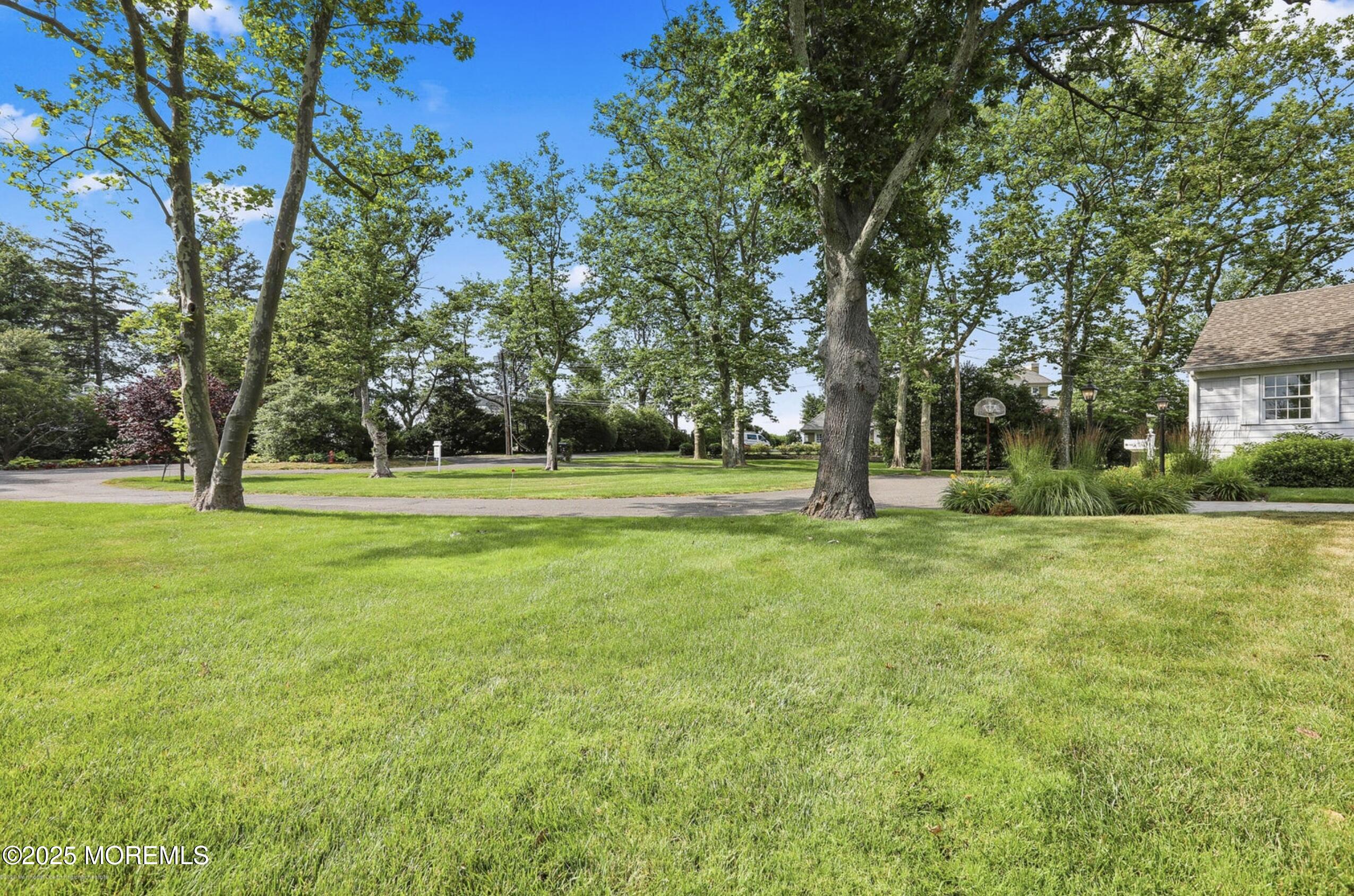 92 Gooseneck Point Road