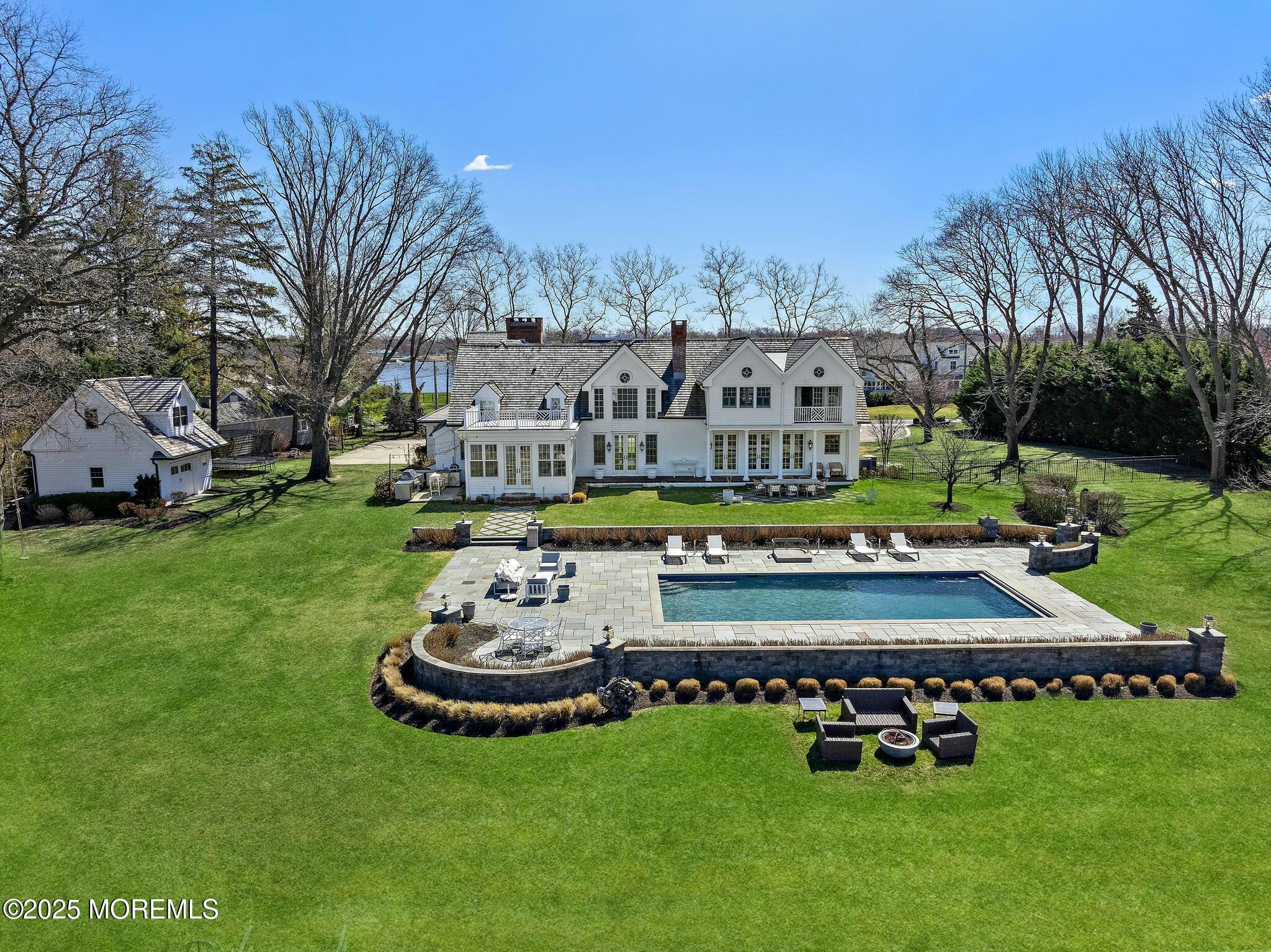 85 Gooseneck Point Road