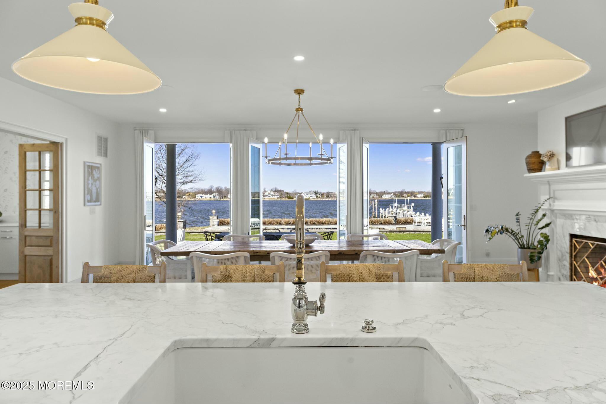 85 Gooseneck Point Road