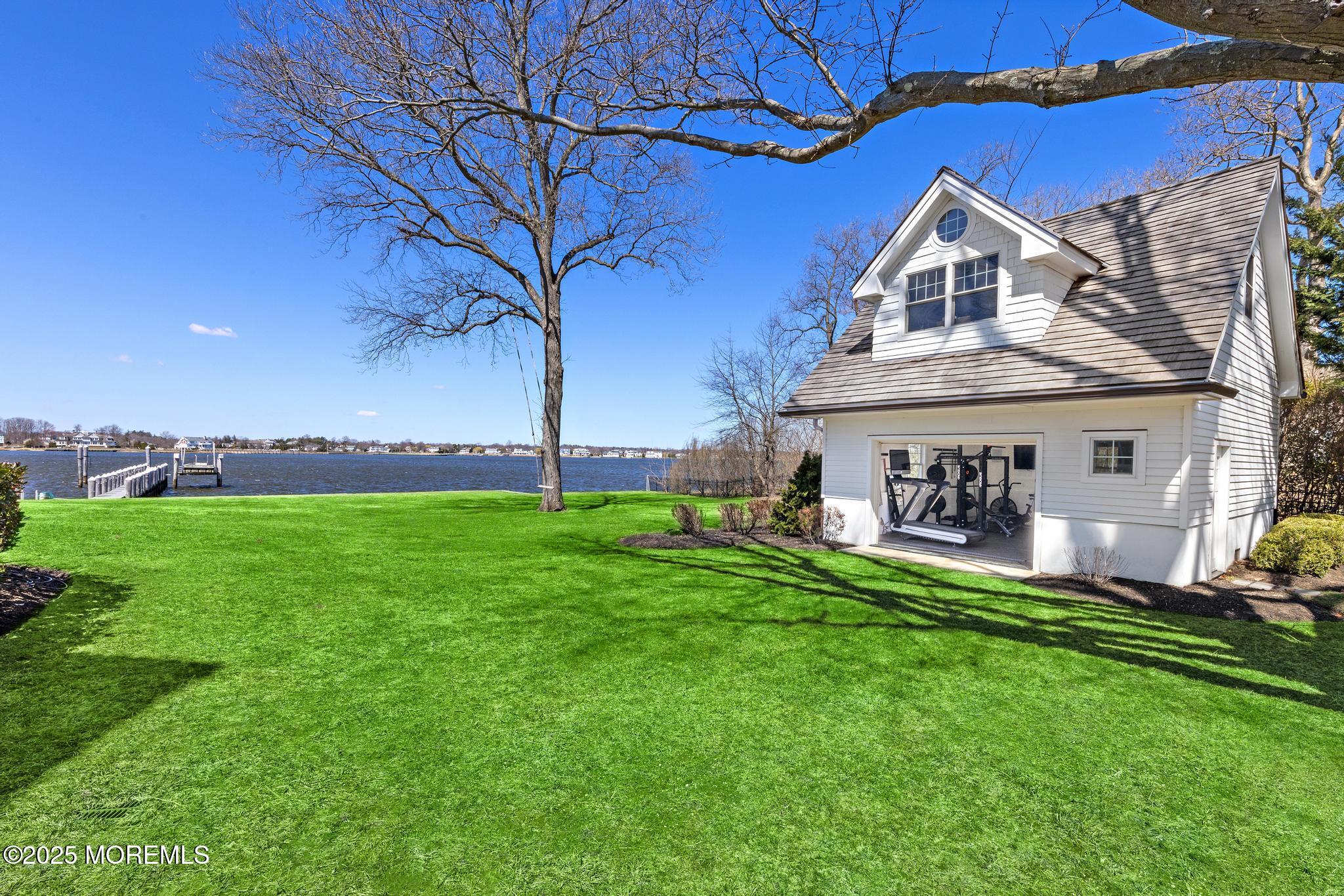 85 Gooseneck Point Road