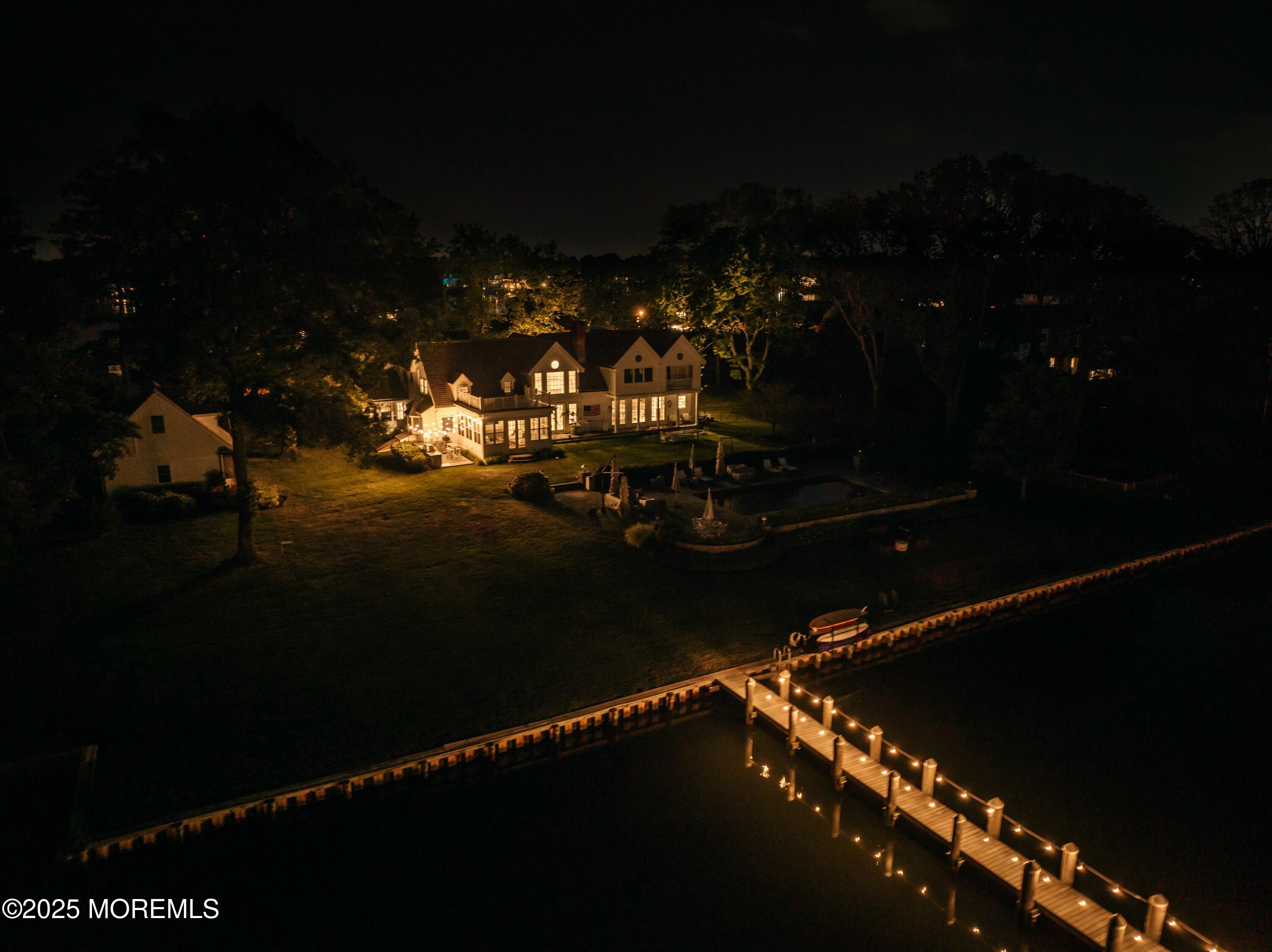 85 Gooseneck Point Road