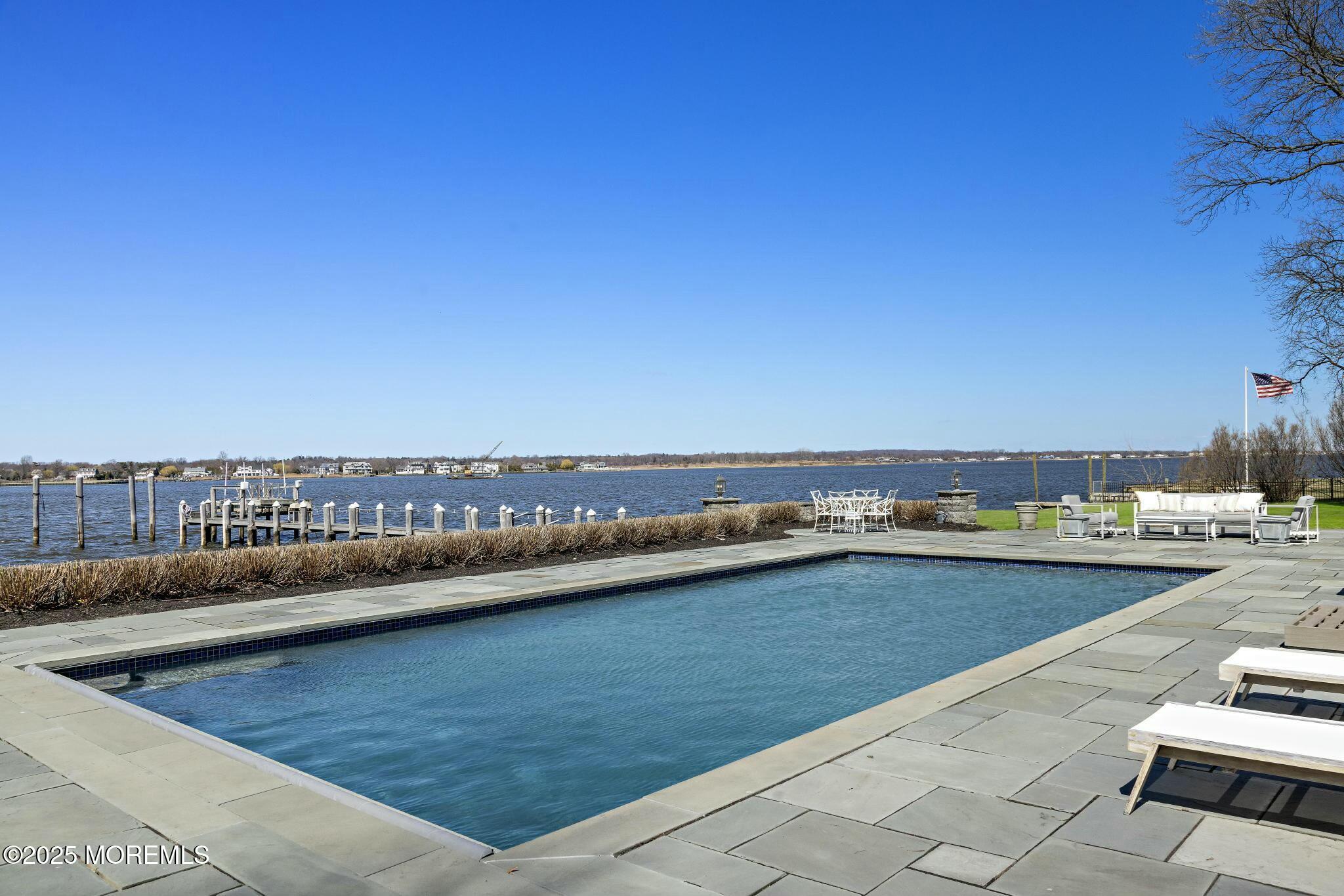 85 Gooseneck Point Road