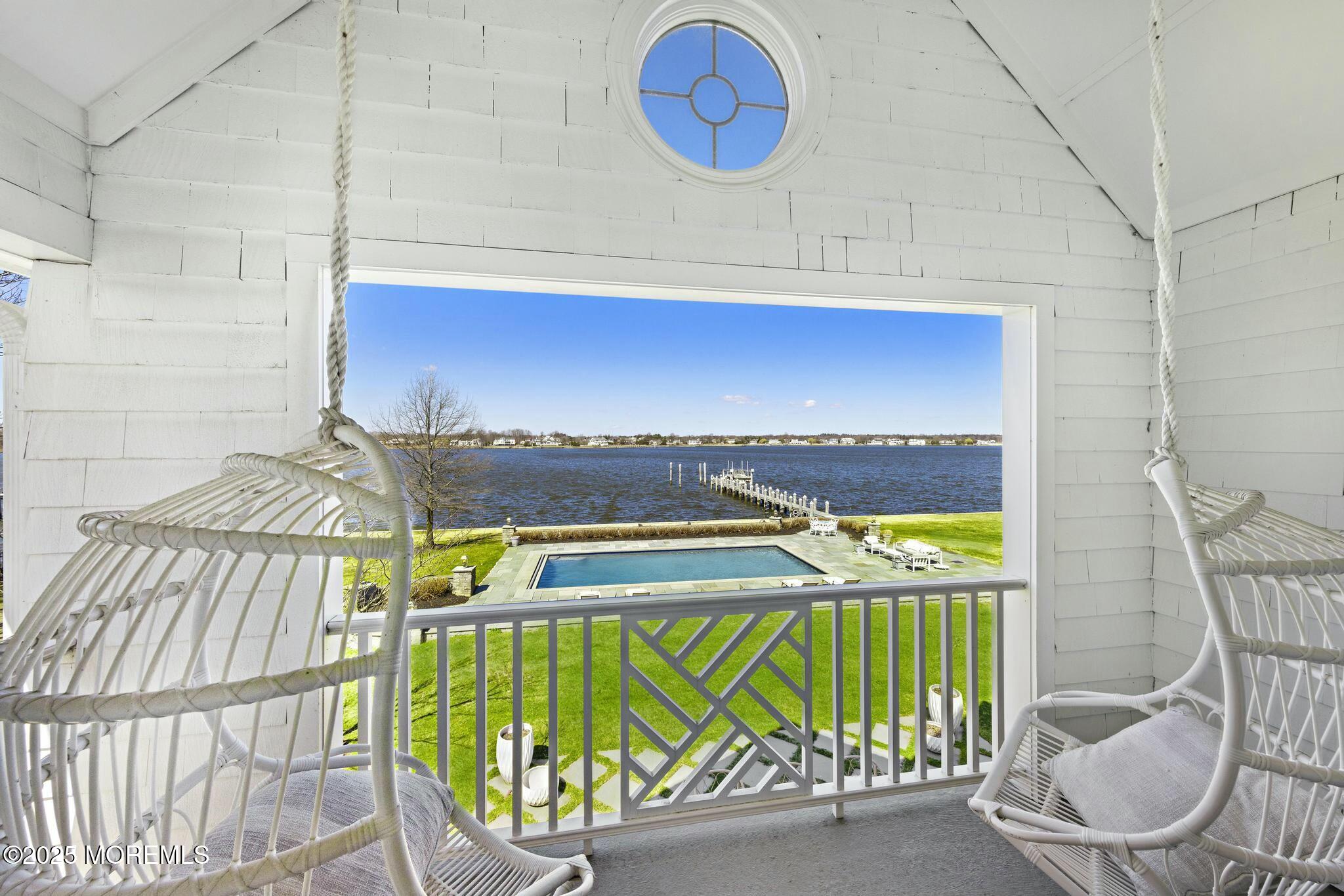 85 Gooseneck Point Road