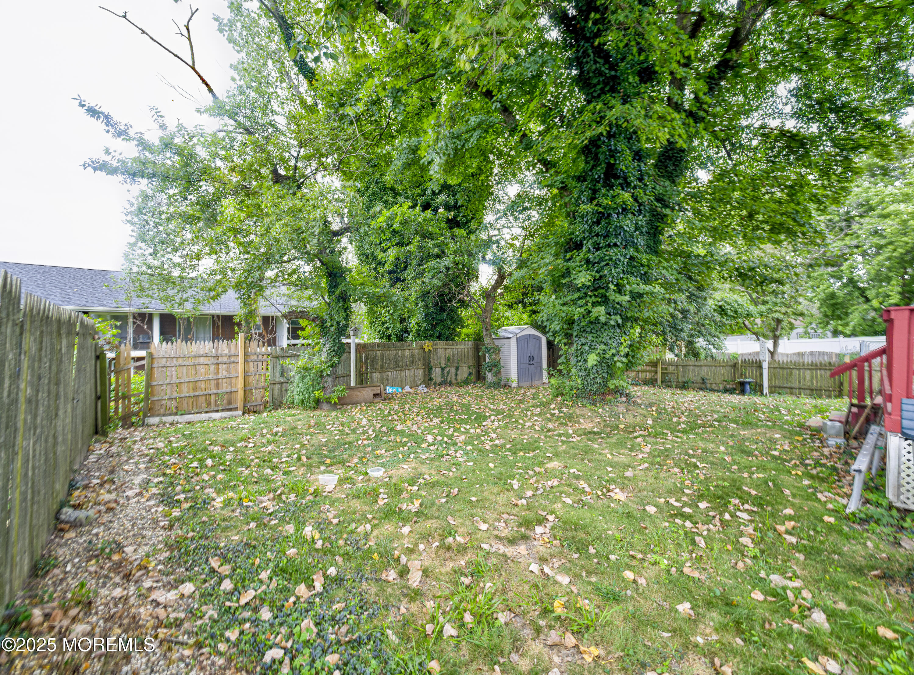 327 W Sylvania Avenue